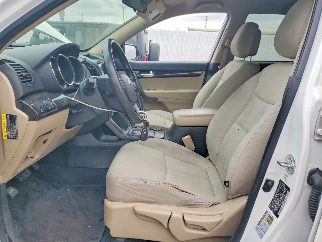 2013 Kia Sorento Lx White vin: 5XYKTDA29DG403076