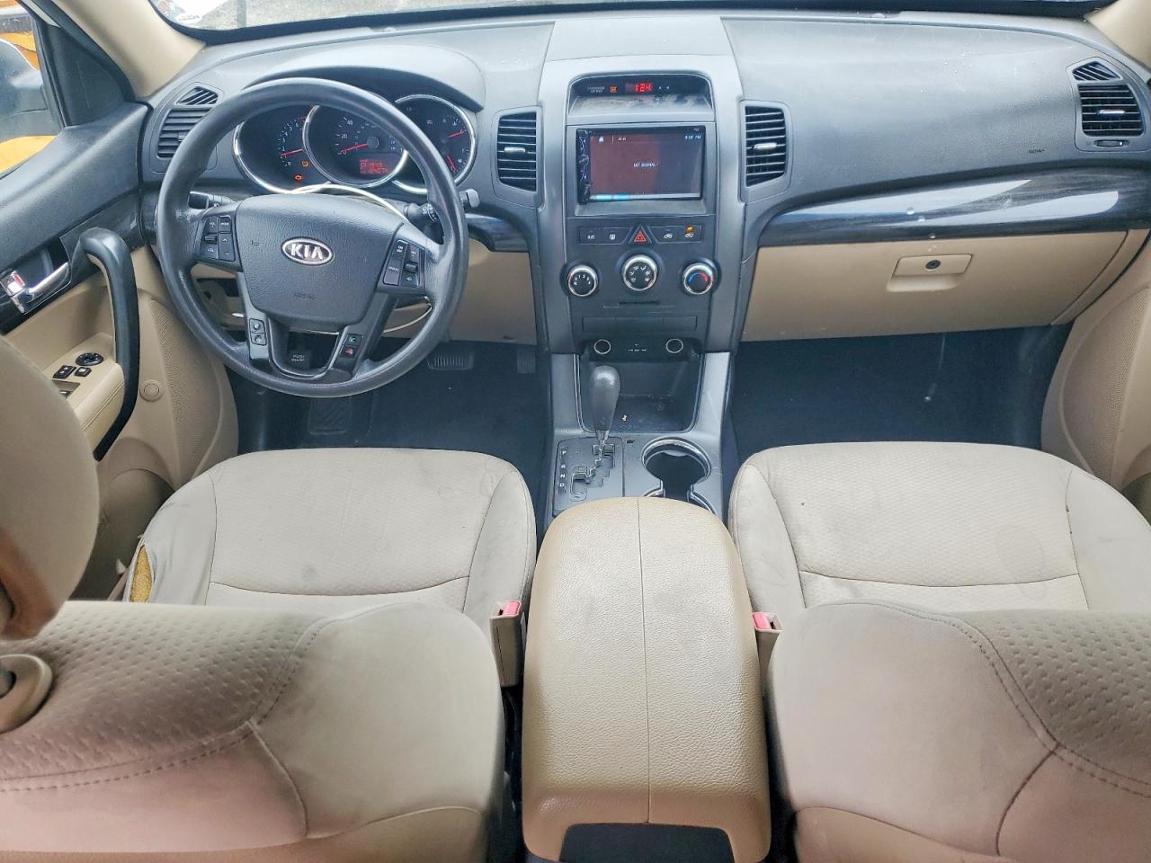 2013 Kia Sorento Lx White vin: 5XYKTDA29DG403076