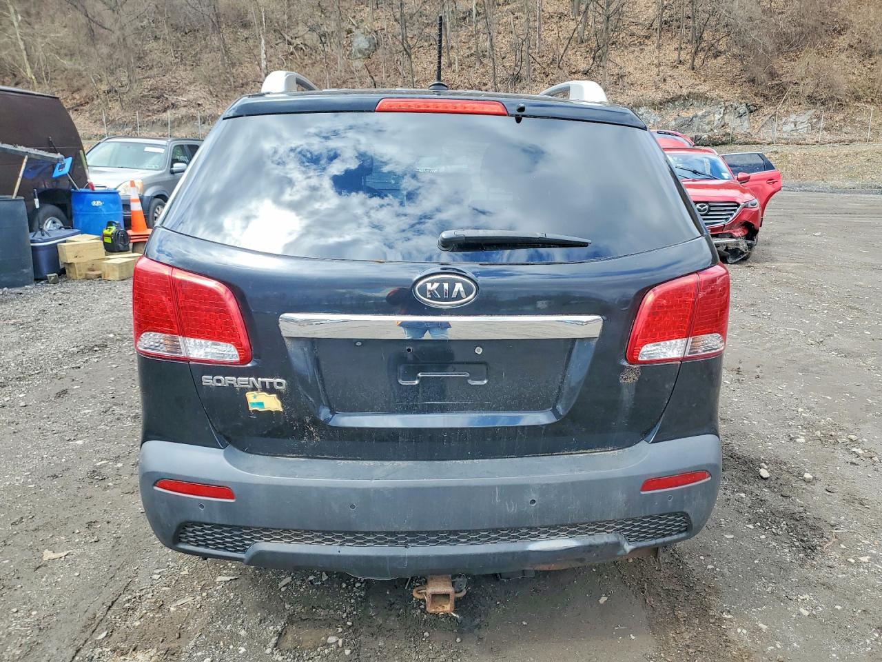 2011 Kia Sorento Lx Черный vin: 5XYKTDA2XBG141257