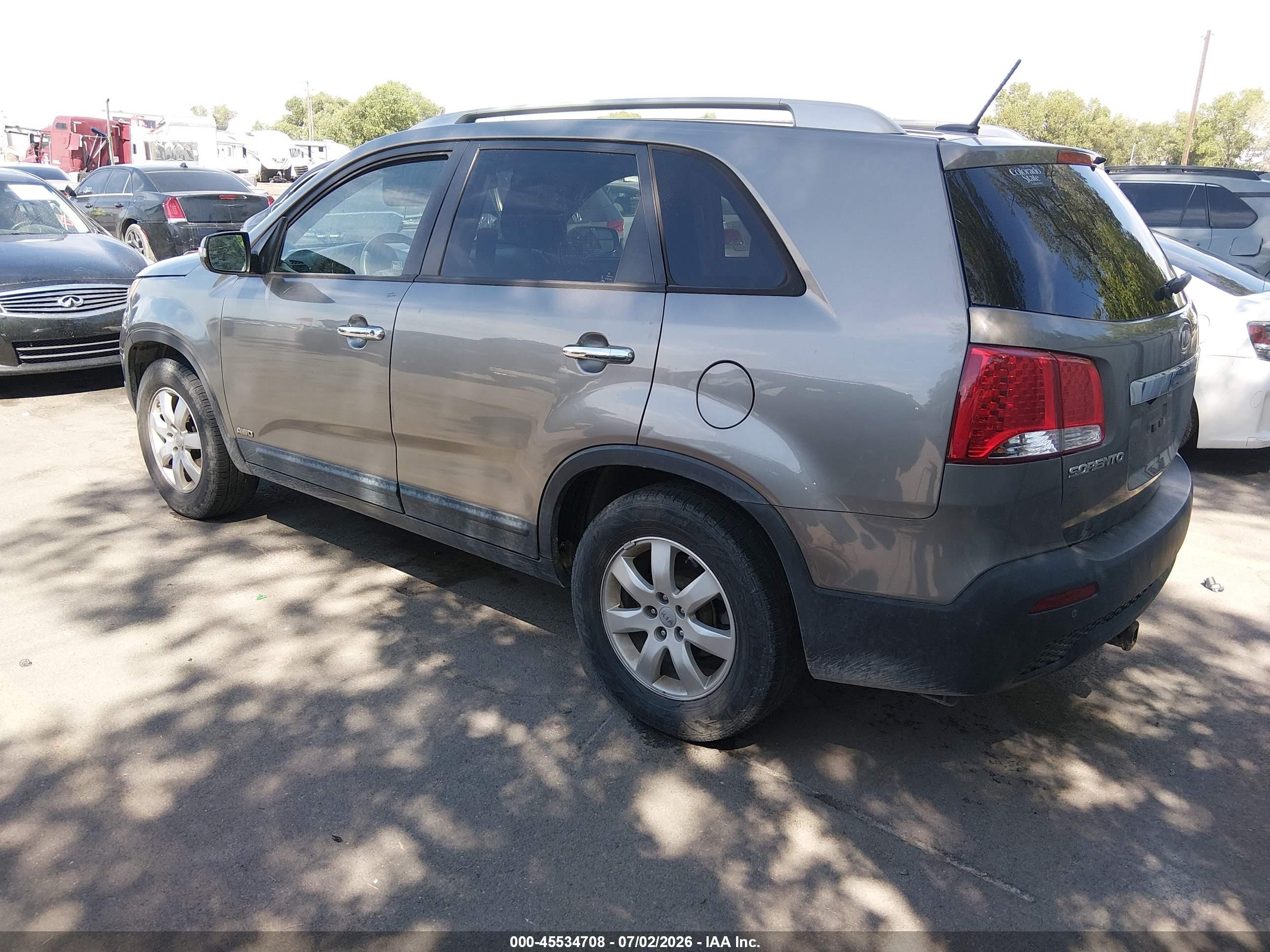 2012 Kia Sorento Lx V6 Beige vin: 5XYKTDA2XCG245765