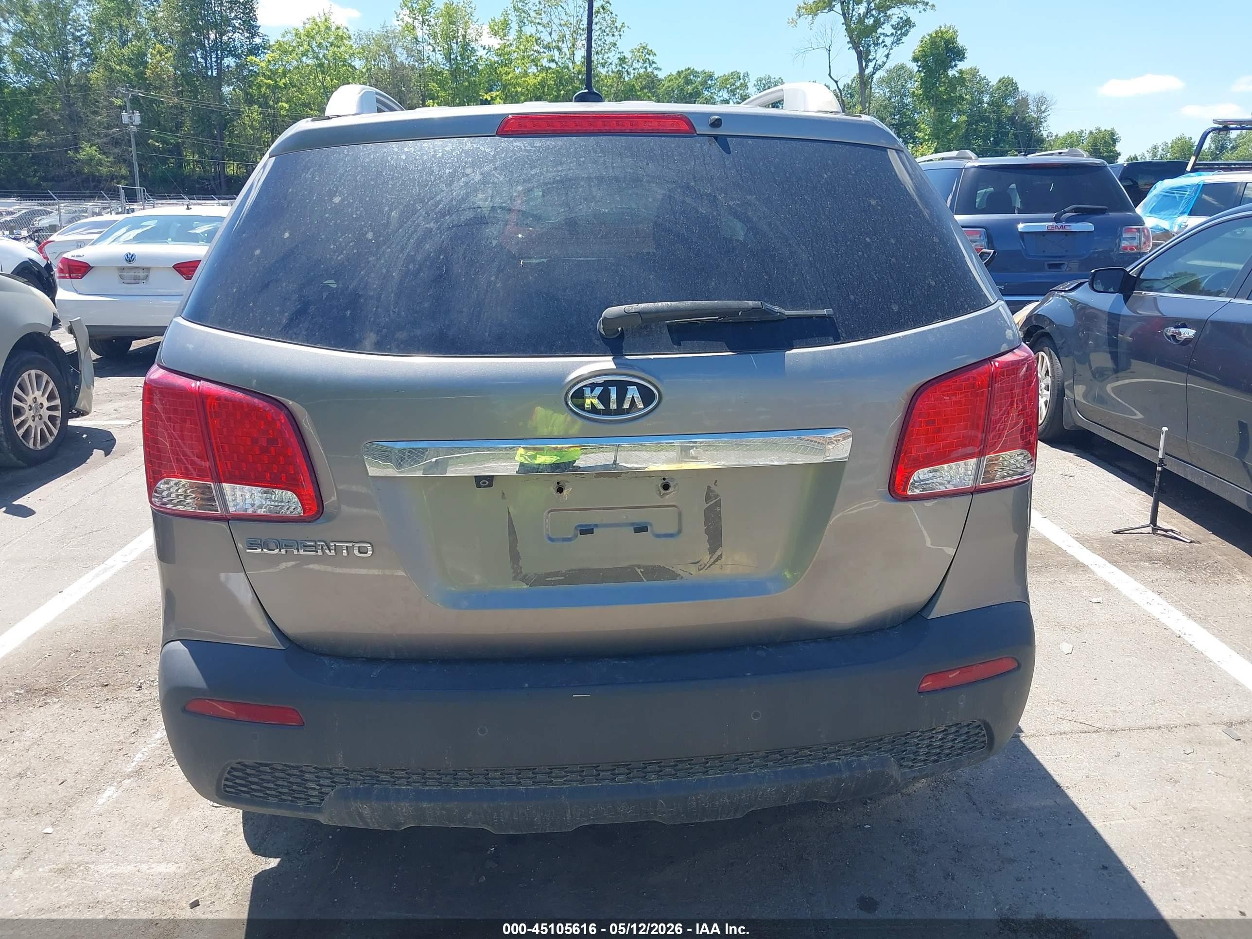 2012 Kia Sorento Lx V6 Gray vin: 5XYKTDA2XCG283870