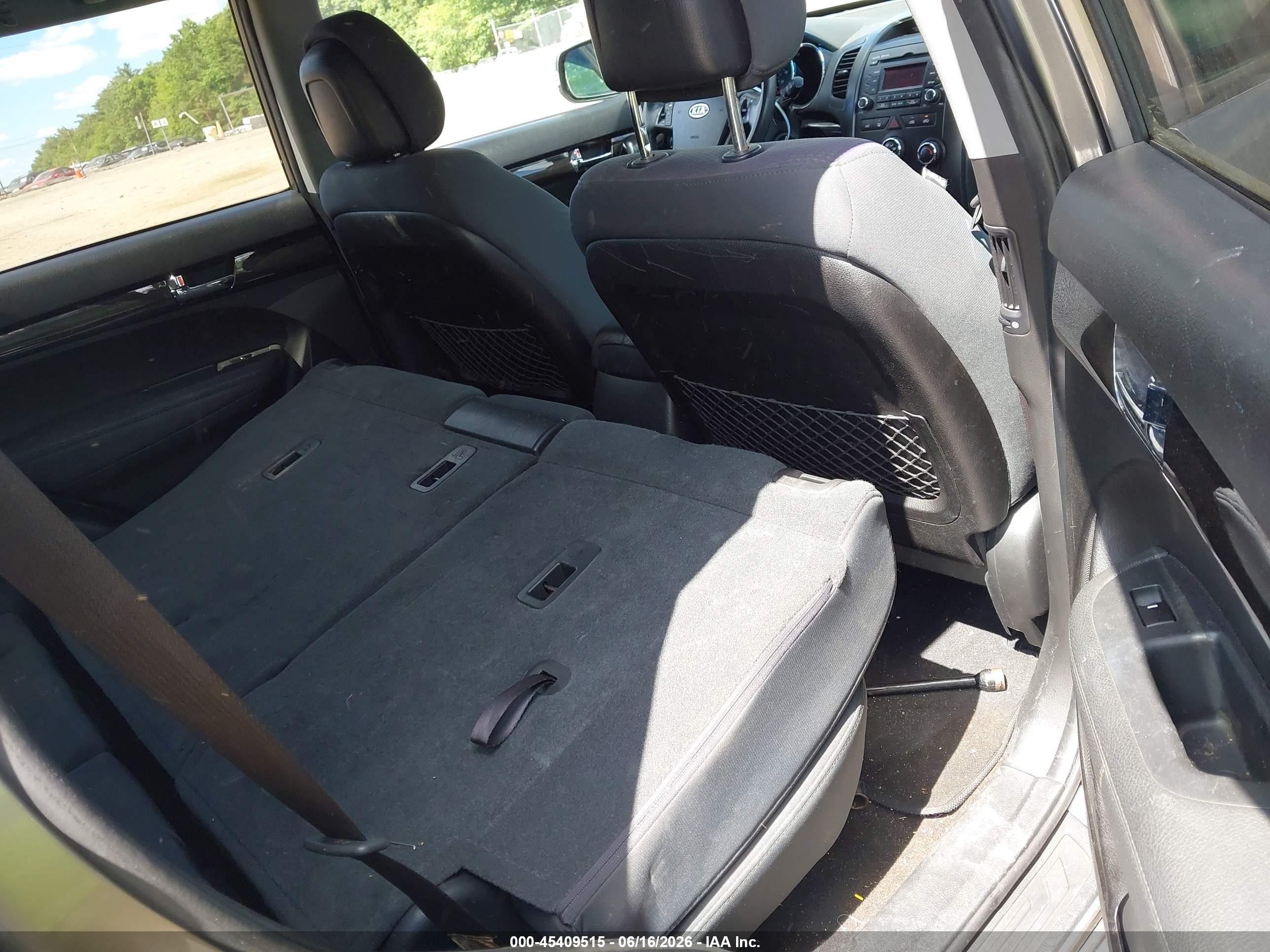 2012 Kia Sorento Lx V6 Brown vin: 5XYKTDA2XCG287191