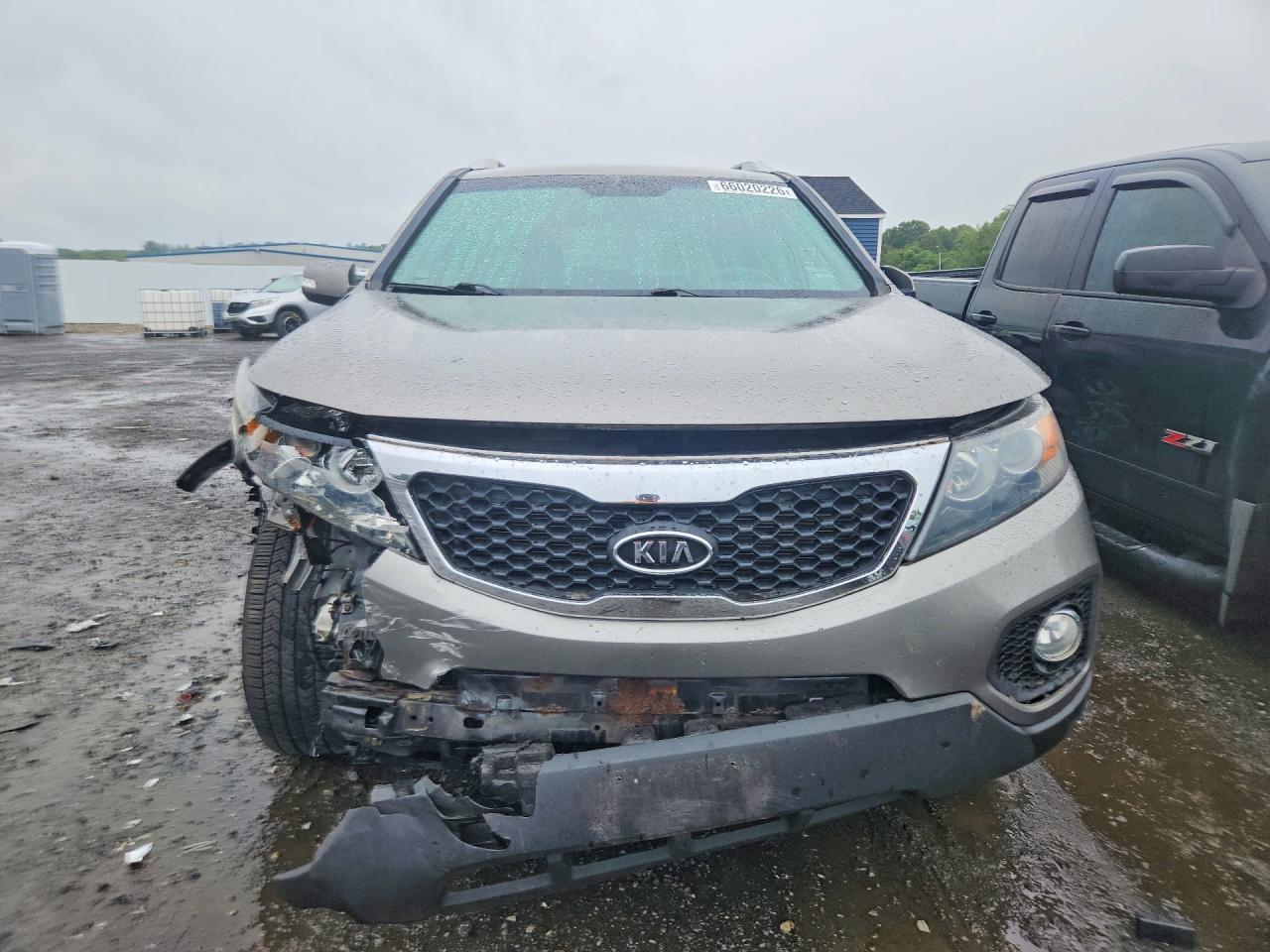 2013 Kia Sorento Lx Gray vin: 5XYKTDA2XDG383629