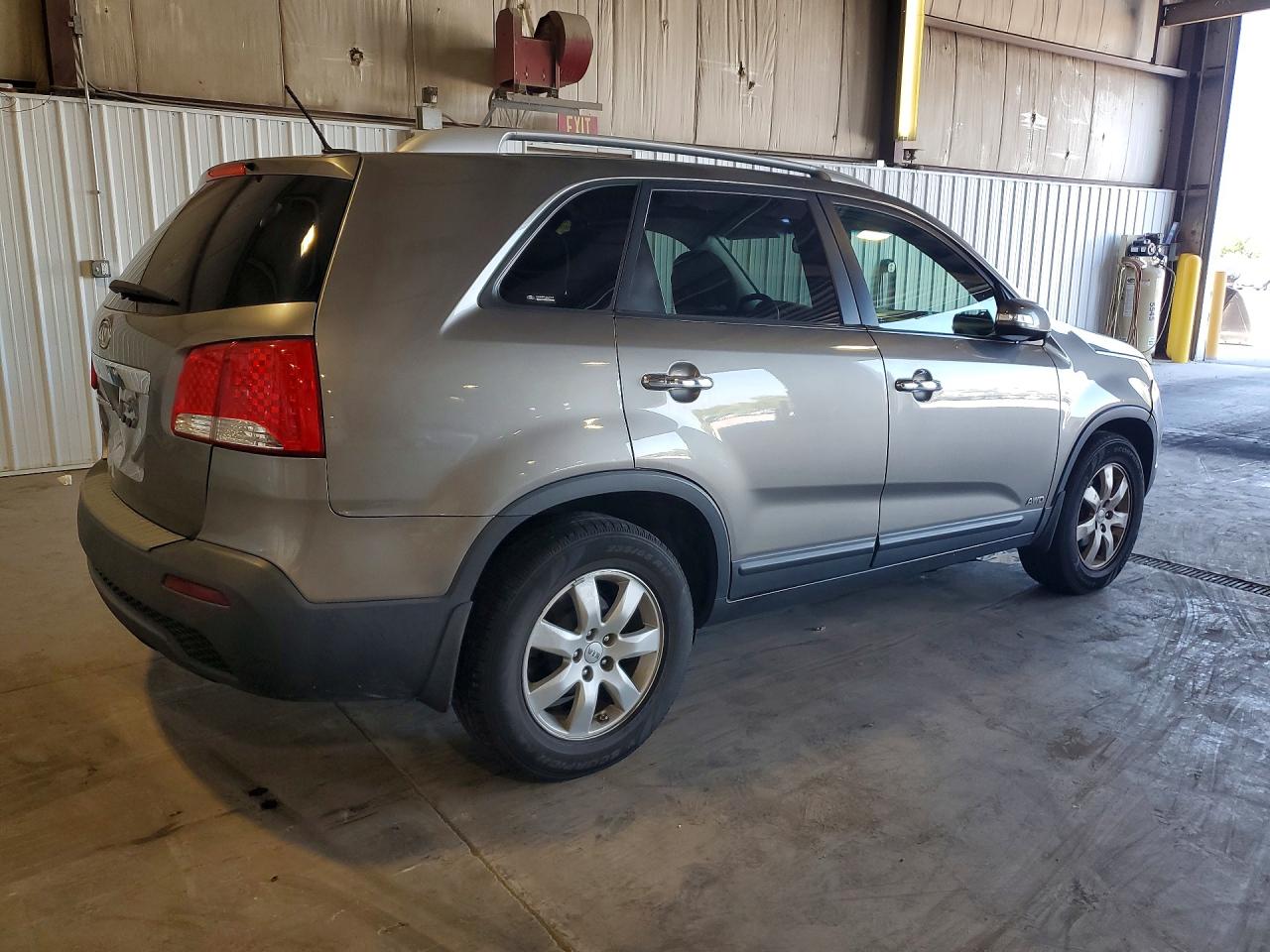 2013 Kia Sorento Lx Charcoal vin: 5XYKTDA2XDG400140