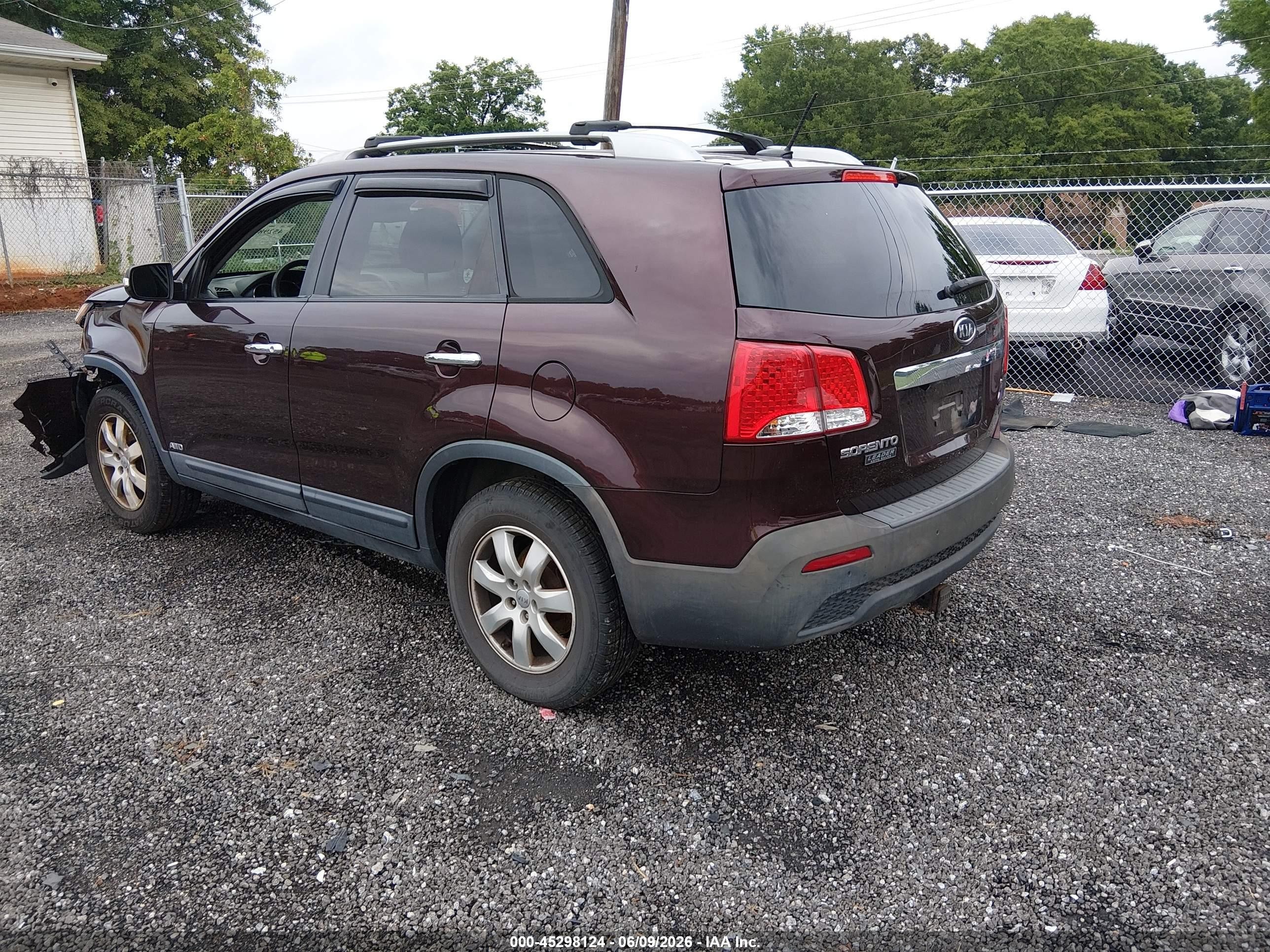2012 Kia Sorento Lx Burgundy vin: 5XYKTDA60CG271794