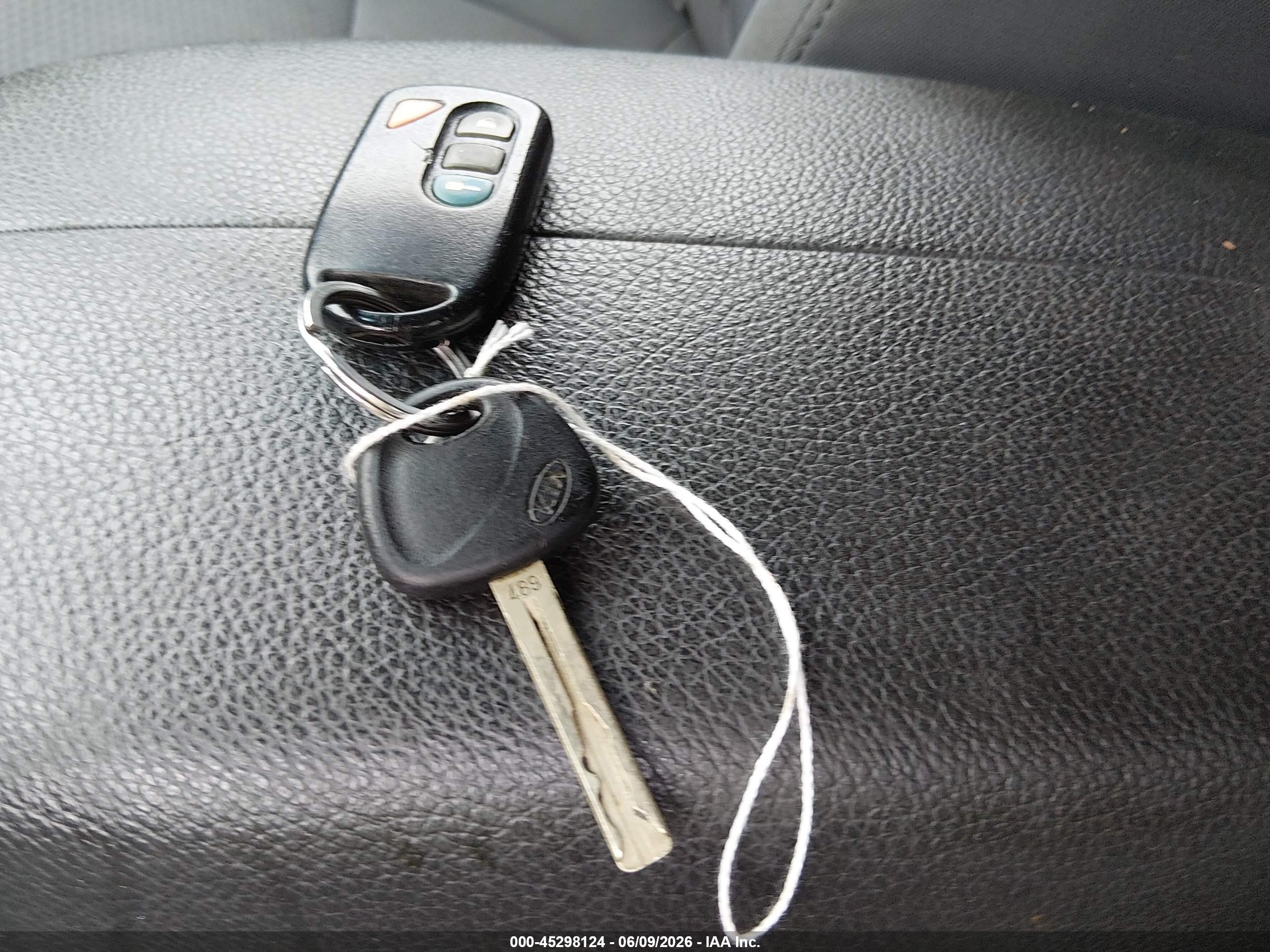 2012 Kia Sorento Lx Burgundy vin: 5XYKTDA60CG271794