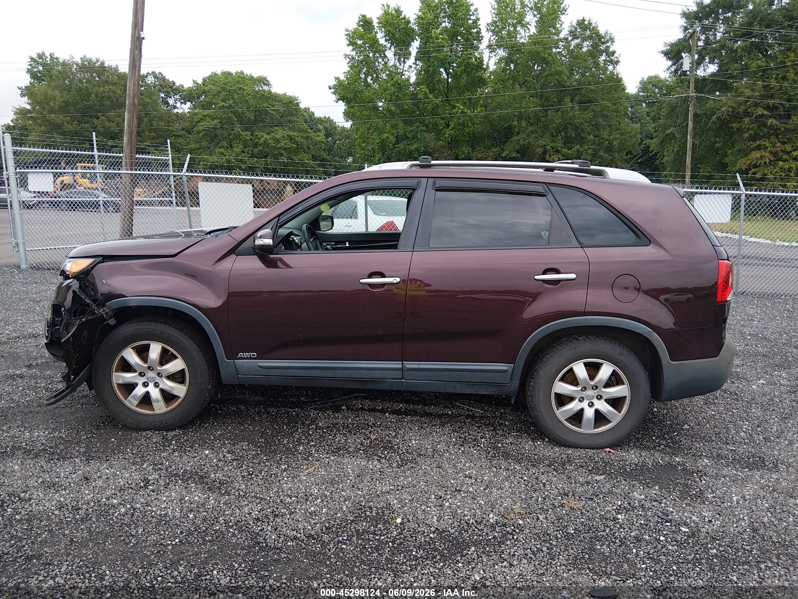 2012 Kia Sorento Lx Burgundy vin: 5XYKTDA60CG271794