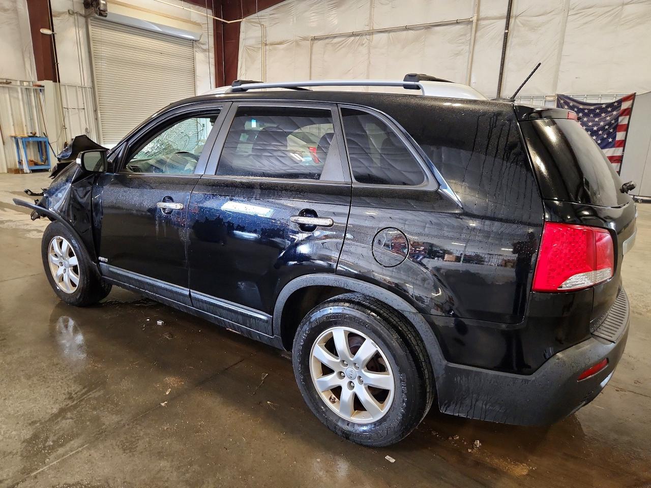 2013 Kia Sorento Lx Черный vin: 5XYKTDA60DG405429