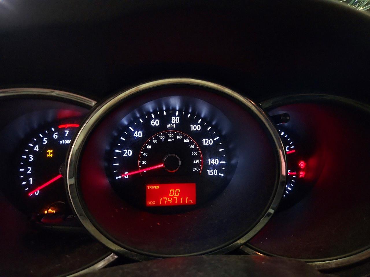 2013 Kia Sorento Lx Черный vin: 5XYKTDA60DG405429