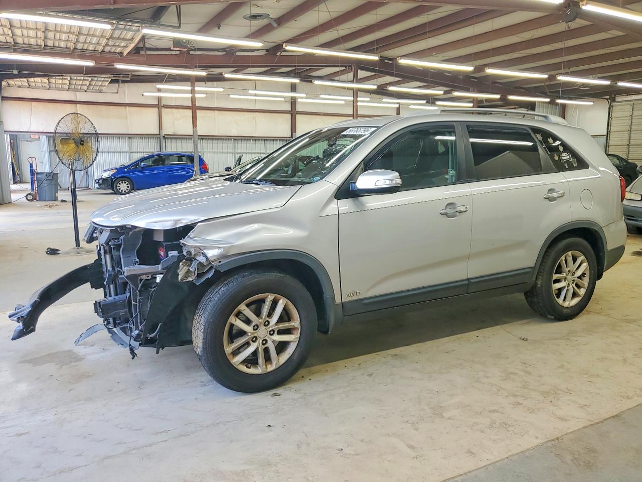 2015 Kia Sorento Lx Silver vin: 5XYKTDA60FG616987