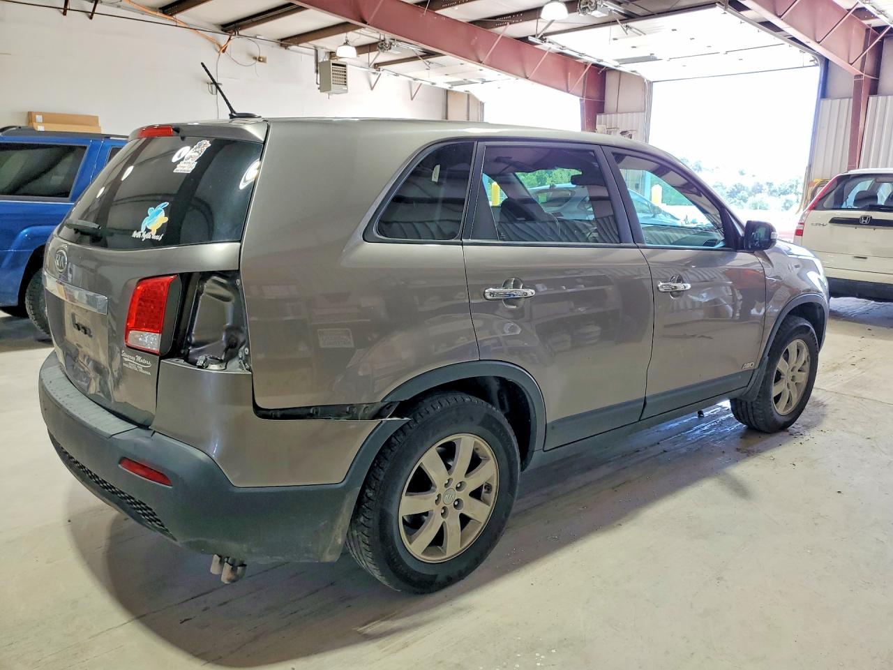 2012 Kia Sorento Lx Gray vin: 5XYKTDA61CG238478