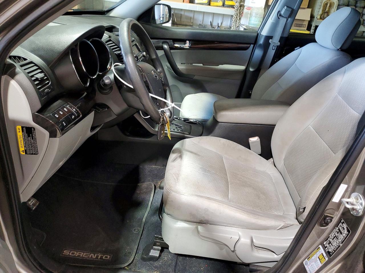 2012 Kia Sorento Lx Gray vin: 5XYKTDA61CG238478