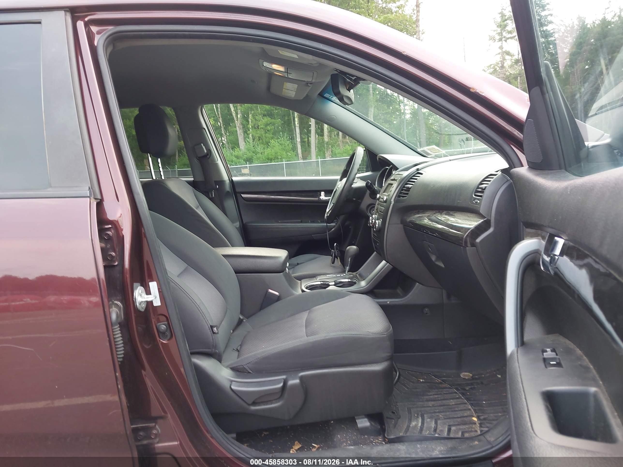 2012 Kia Sorento Lx Burgundy vin: 5XYKTDA61CG294128