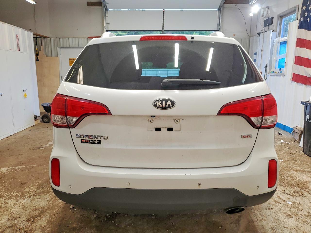 2014 Kia Sorento Lx Белый vin: 5XYKTDA61EG500051