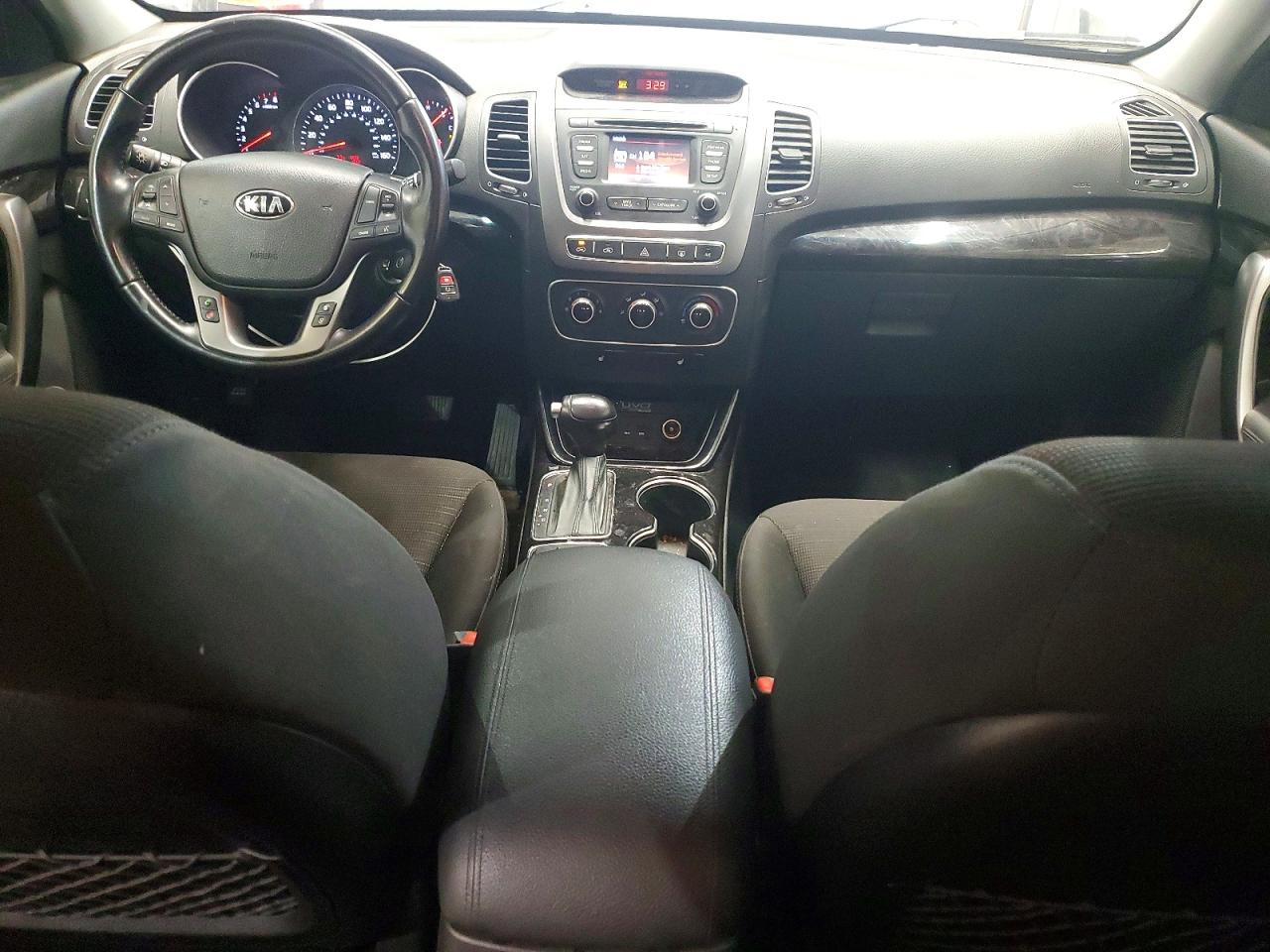 2014 Kia Sorento Lx Белый vin: 5XYKTDA61EG500051