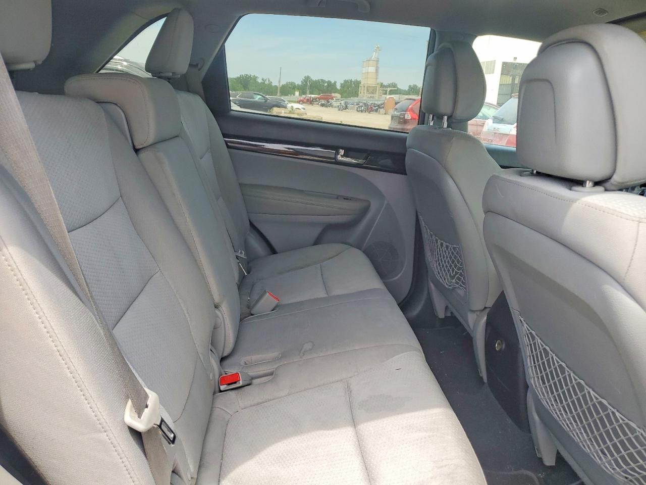 2012 Kia Sorento Lx Серый vin: 5XYKTDA62CG231782