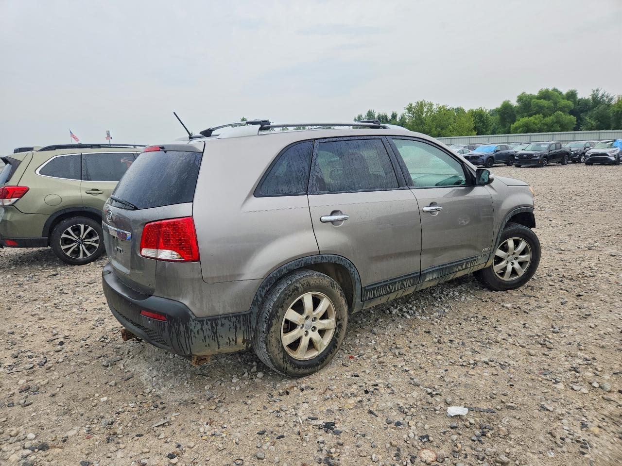 2012 Kia Sorento Lx Gray vin: 5XYKTDA63CG236750