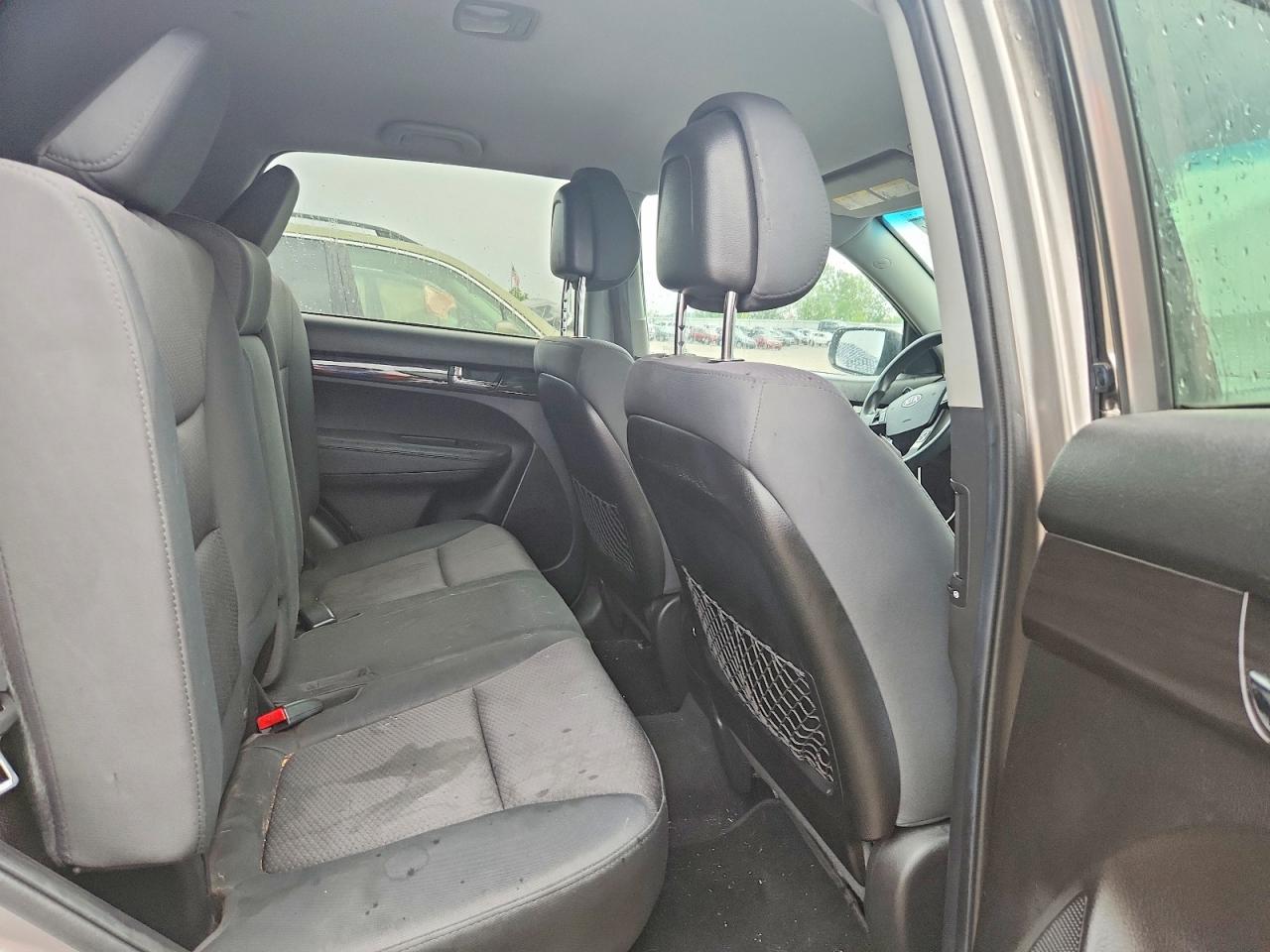 2012 Kia Sorento Lx Gray vin: 5XYKTDA63CG236750
