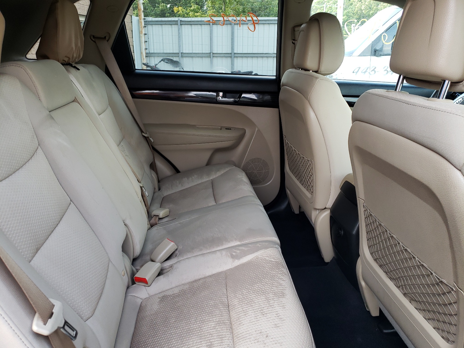 2013 Kia Sorento Lx Silver vin: 5XYKTDA63DG406347