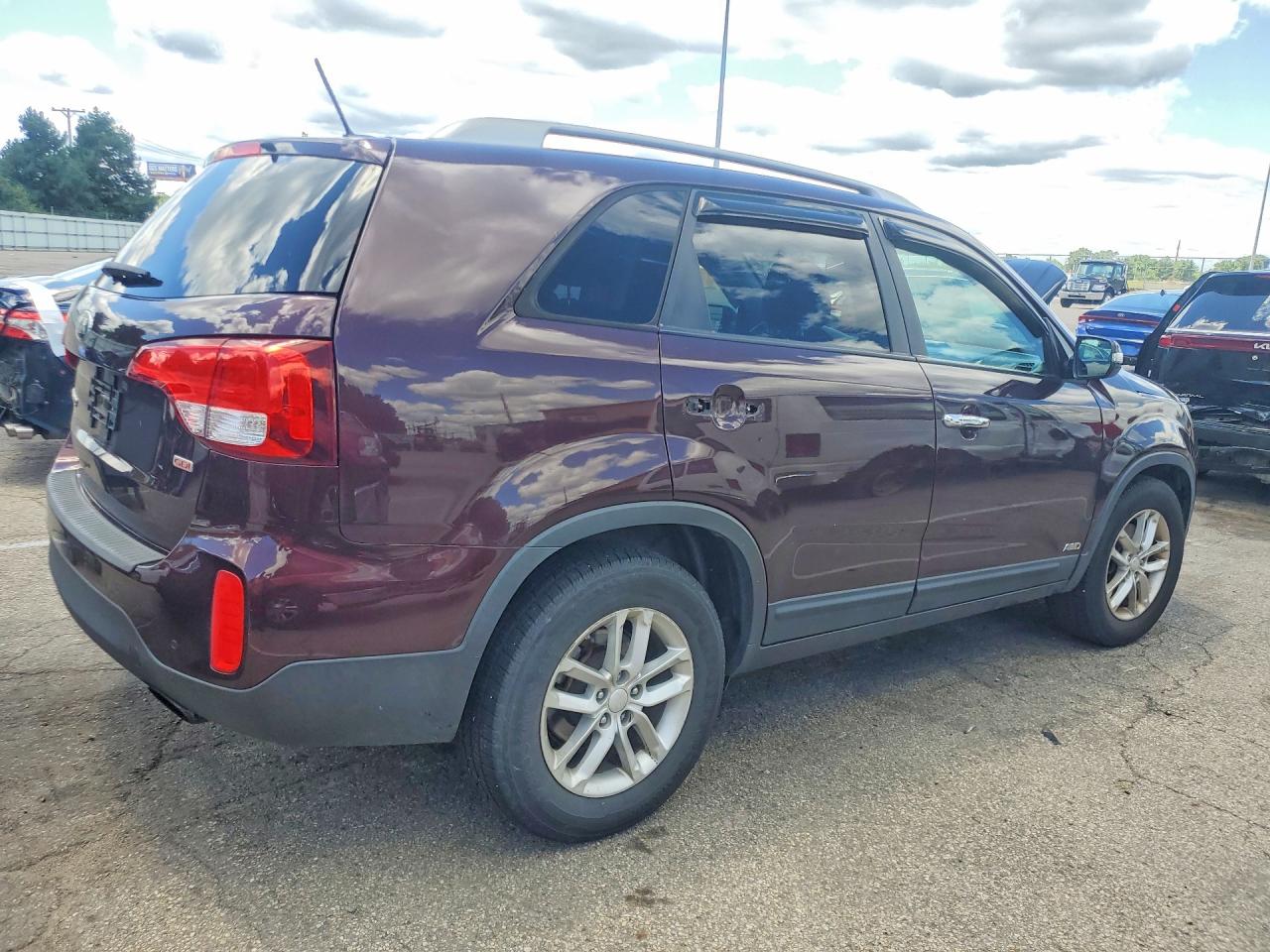 2014 Kia Sorento Lx Burgundy vin: 5XYKTDA63EG502495