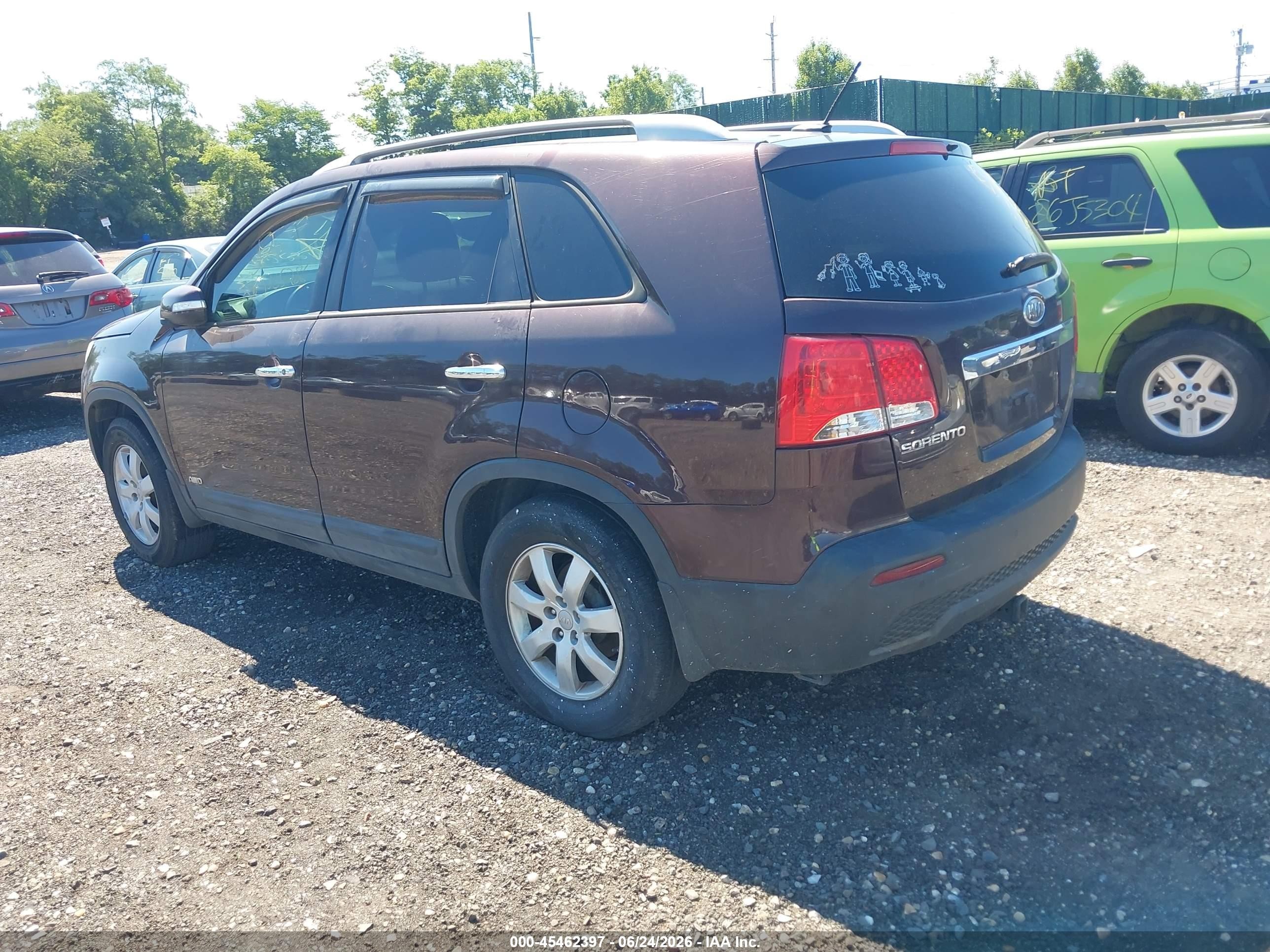 2012 Kia Sorento Lx Темно-бордовый vin: 5XYKTDA64CG228706