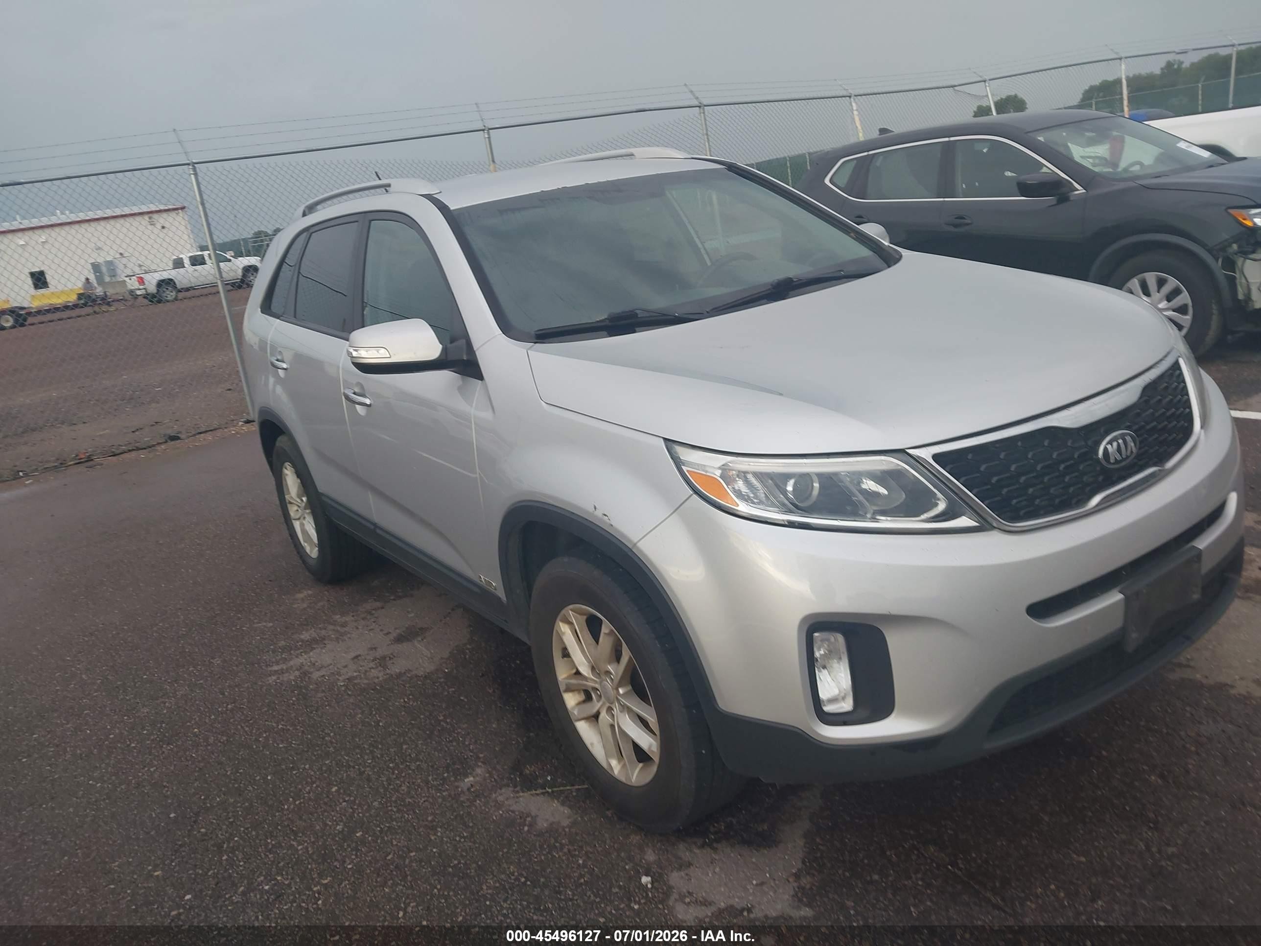 2015 Kia Sorento Lx Silver vin: 5XYKTDA64FG563260
