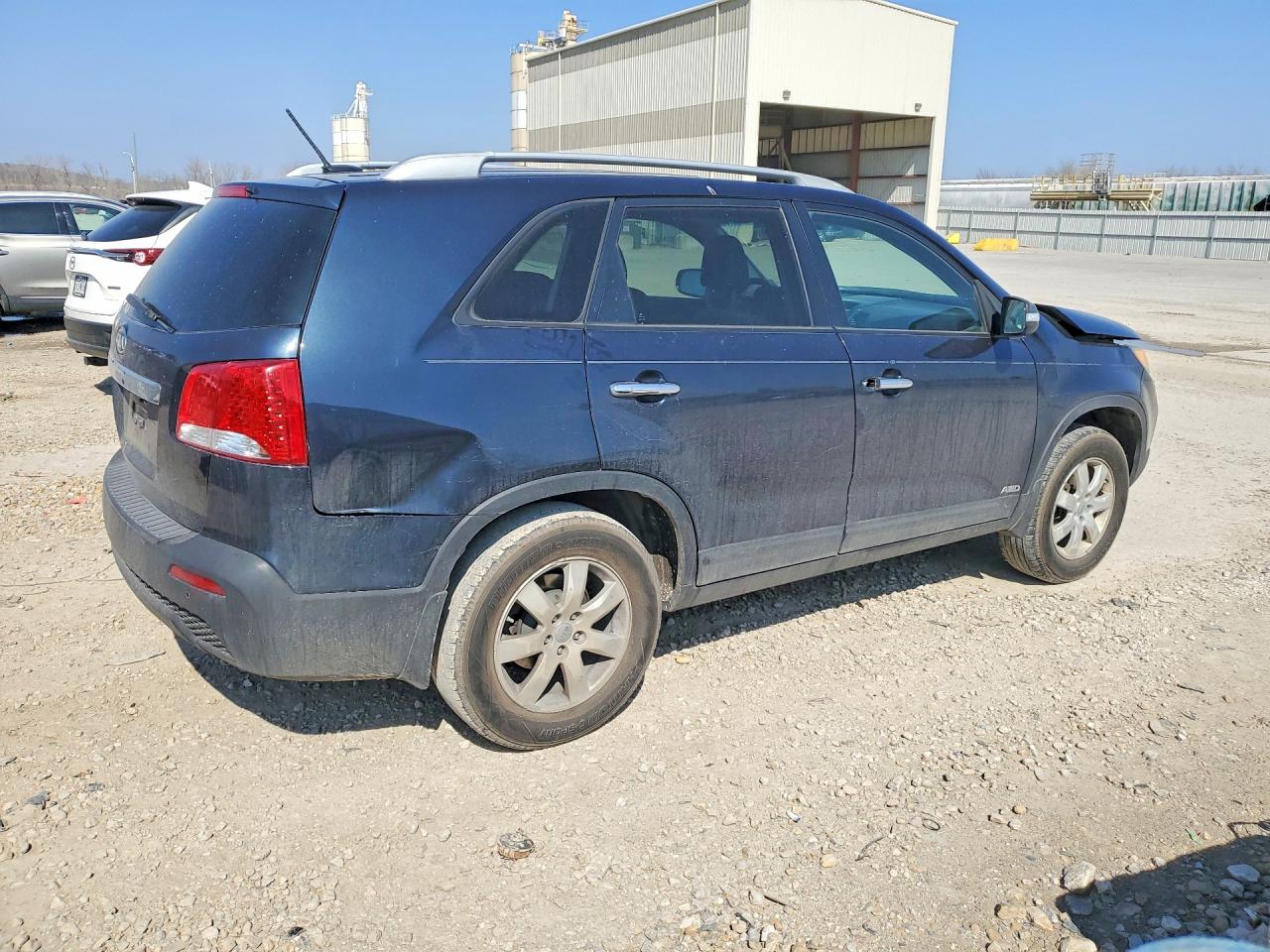 2012 Kia Sorento Lx Charcoal vin: 5XYKTDA65CG230934