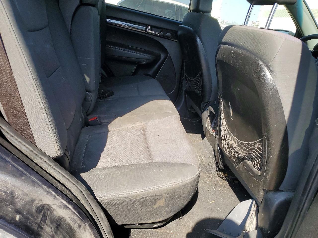2012 Kia Sorento Lx Charcoal vin: 5XYKTDA65CG230934