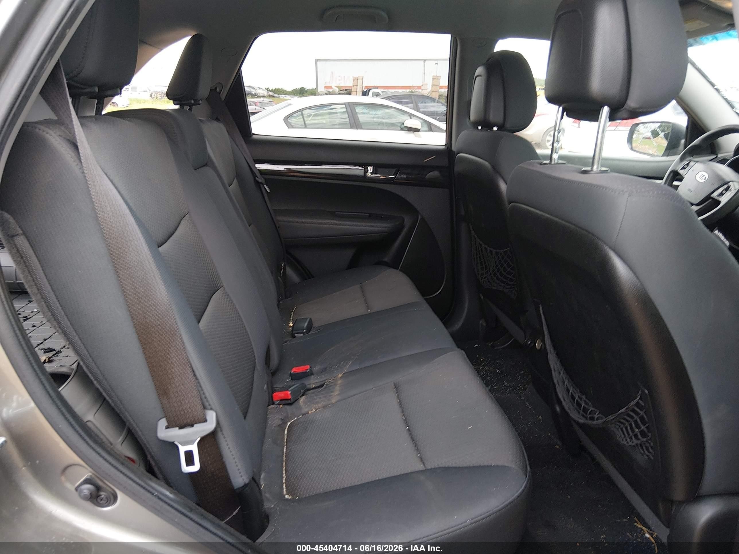 2012 Kia Sorento Lx Gray vin: 5XYKTDA65CG299090