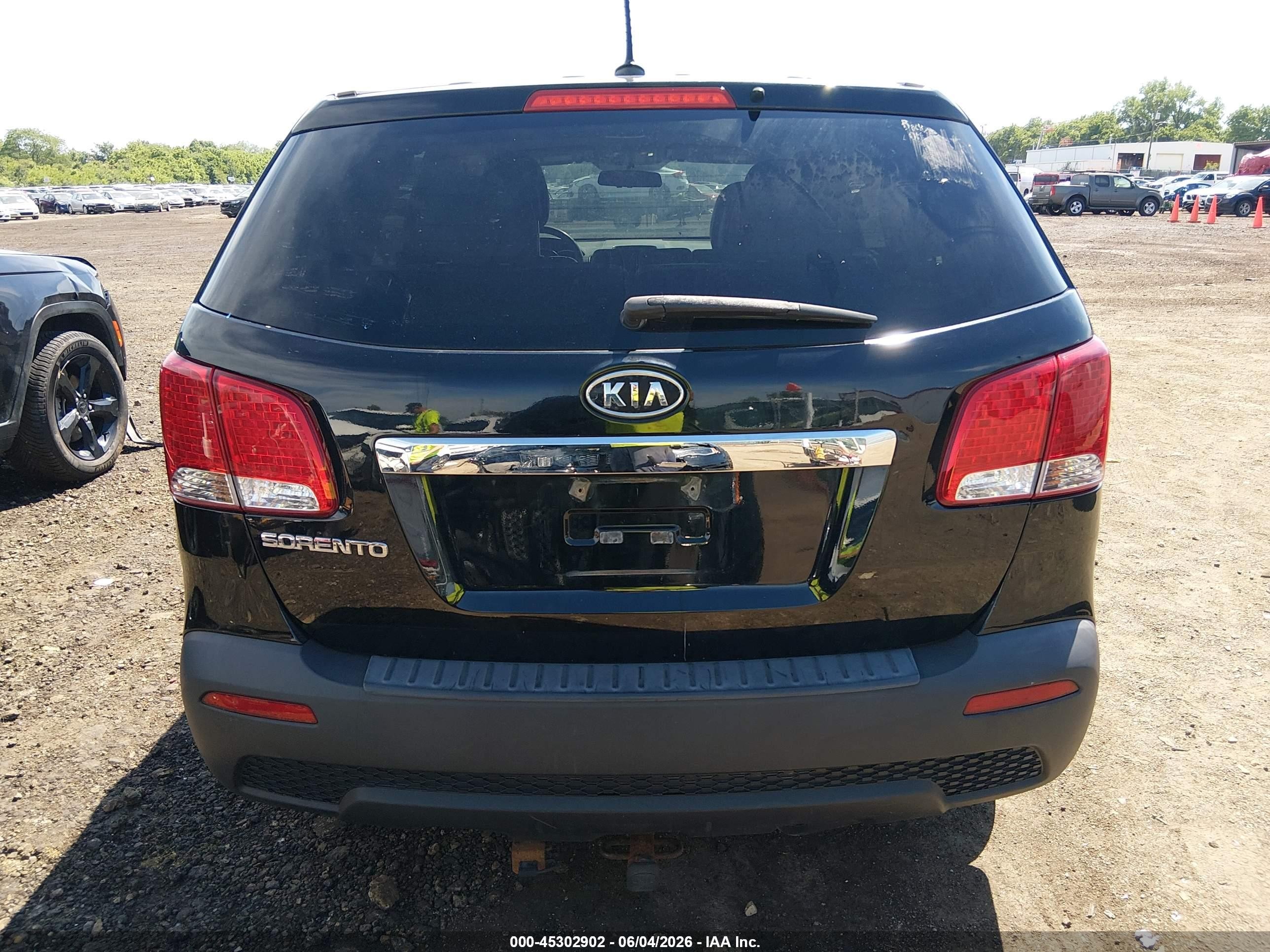 2013 Kia Sorento Lx Black vin: 5XYKTDA65DG329223