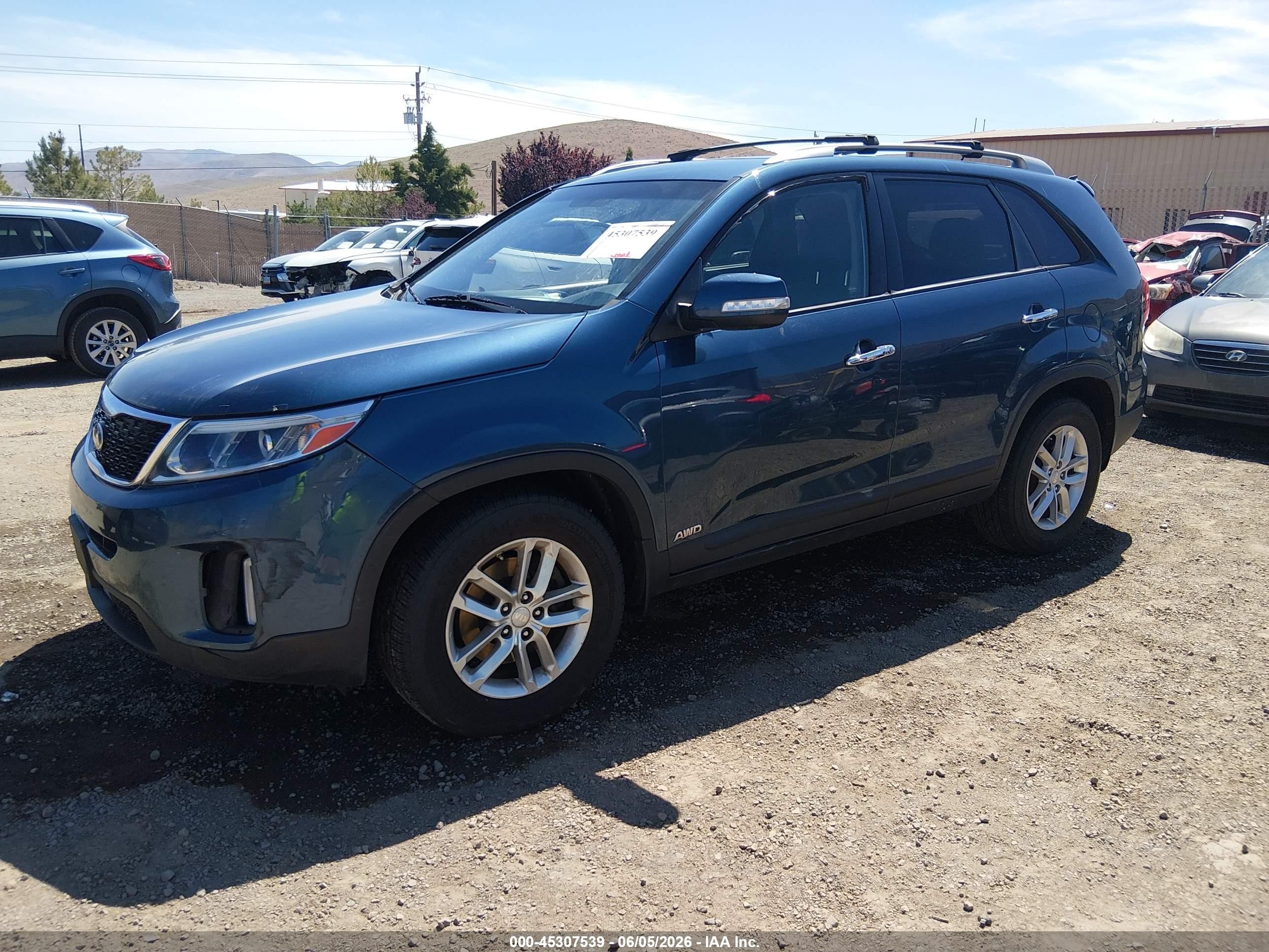 2014 Kia Sorento Lx Blue vin: 5XYKTDA65EG442798