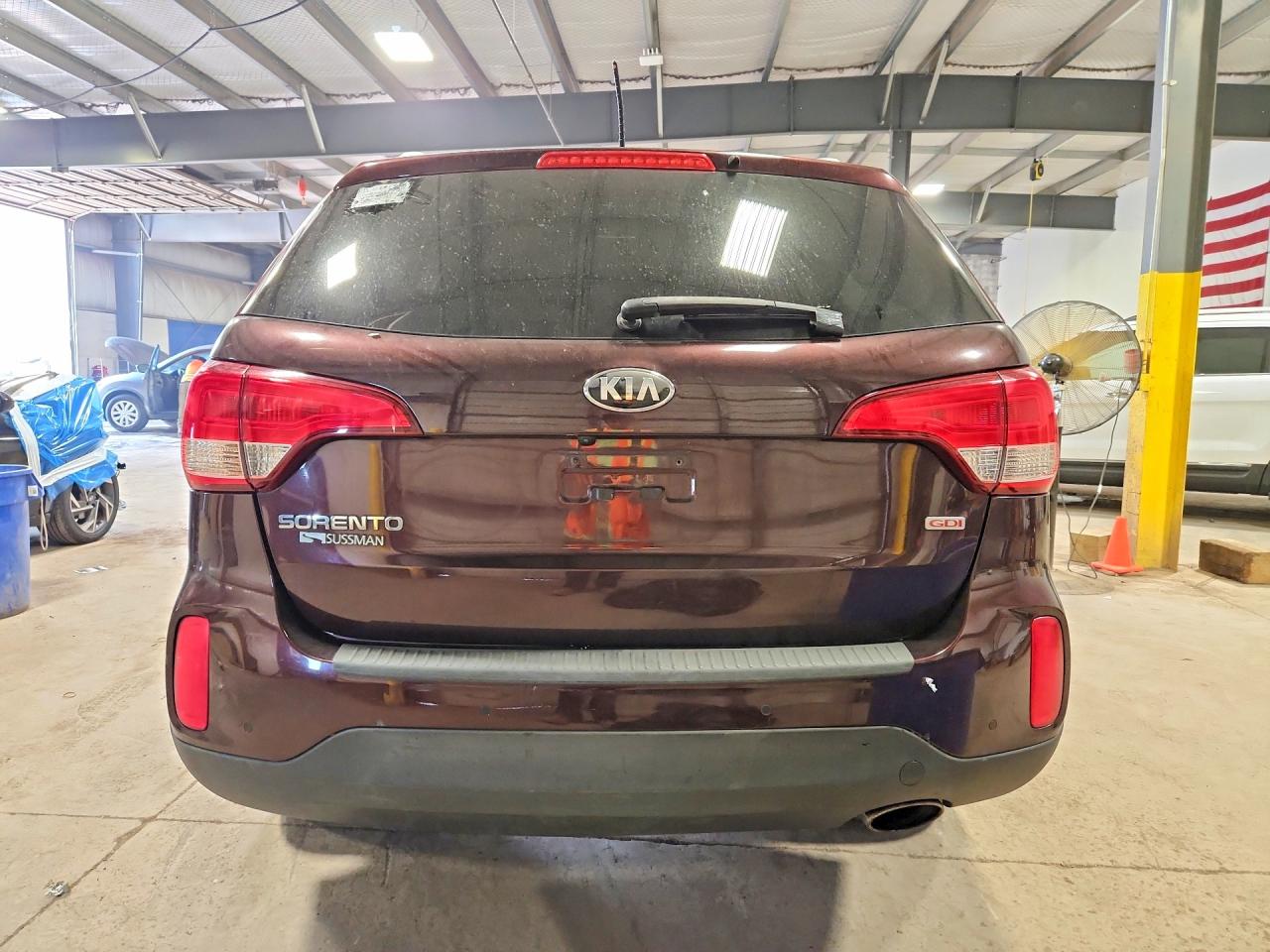 2015 Kia Sorento Lx Бордовый vin: 5XYKTDA65FG551165