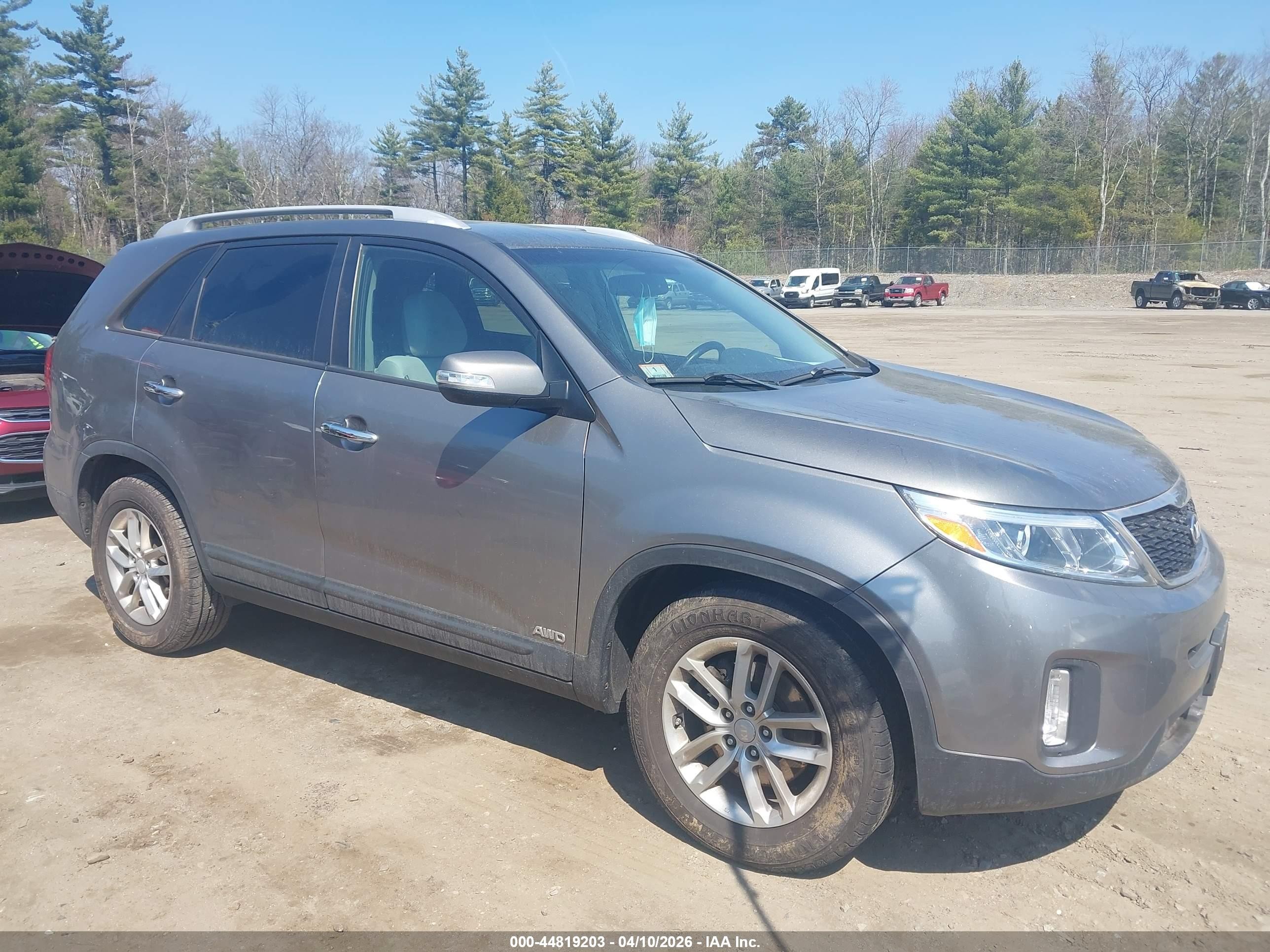 2015 Kia Sorento Lx Silver vin: 5XYKTDA65FG554700
