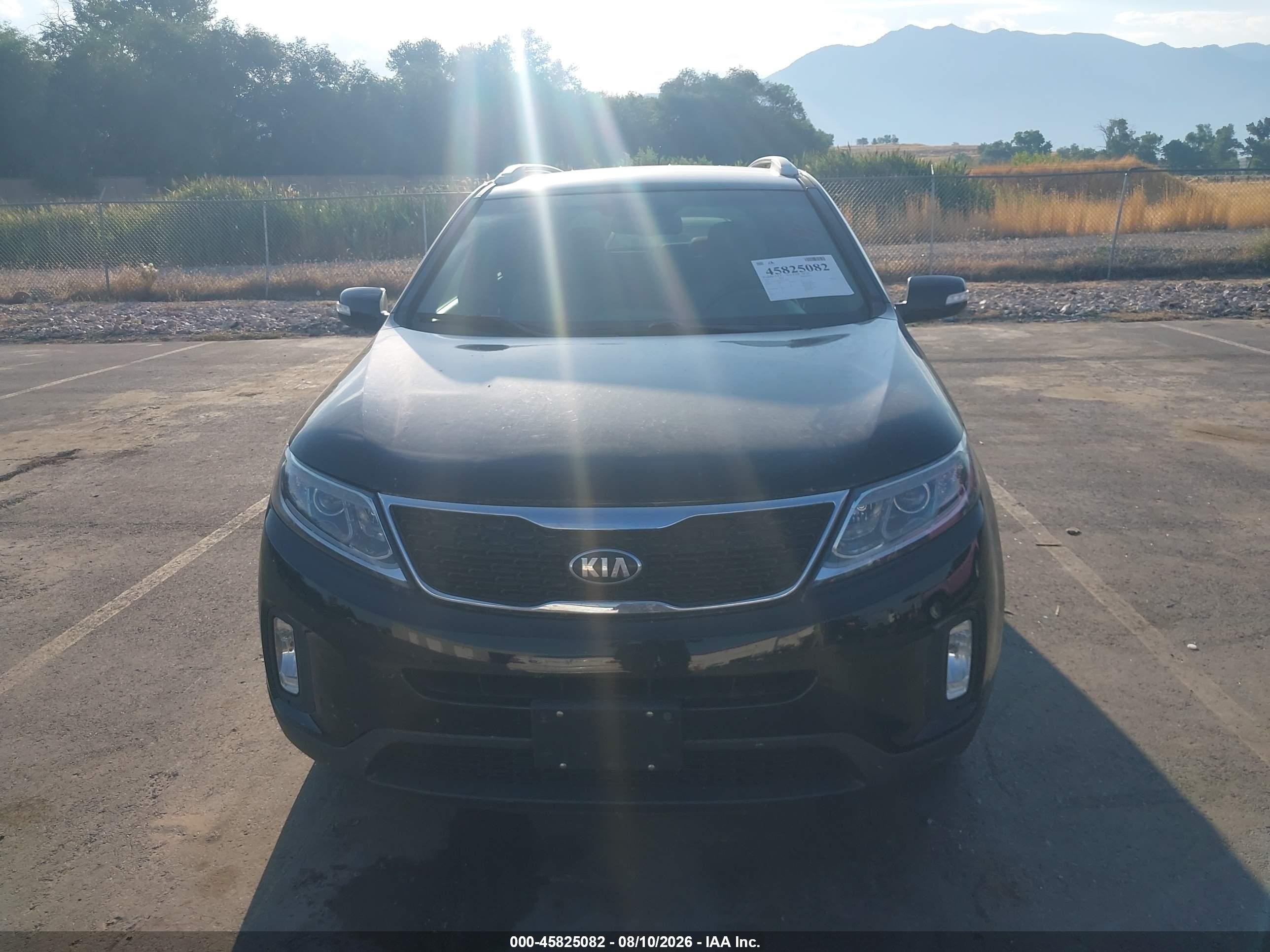 2015 Kia Sorento Lx Черный vin: 5XYKTDA65FG624406