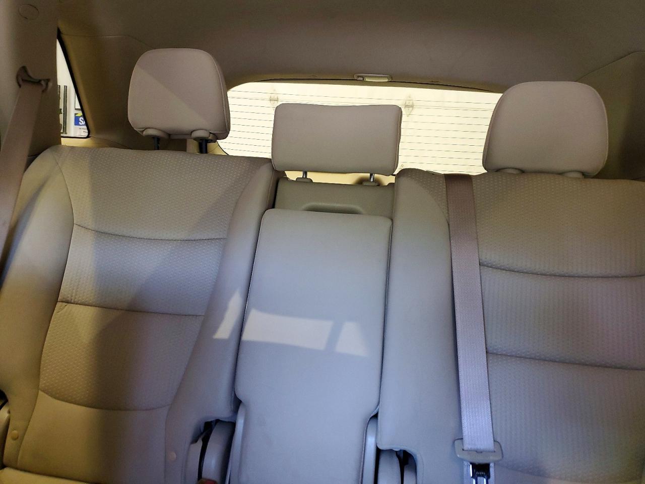 2012 Kia Sorento Lx Белый vin: 5XYKTDA66CG259553