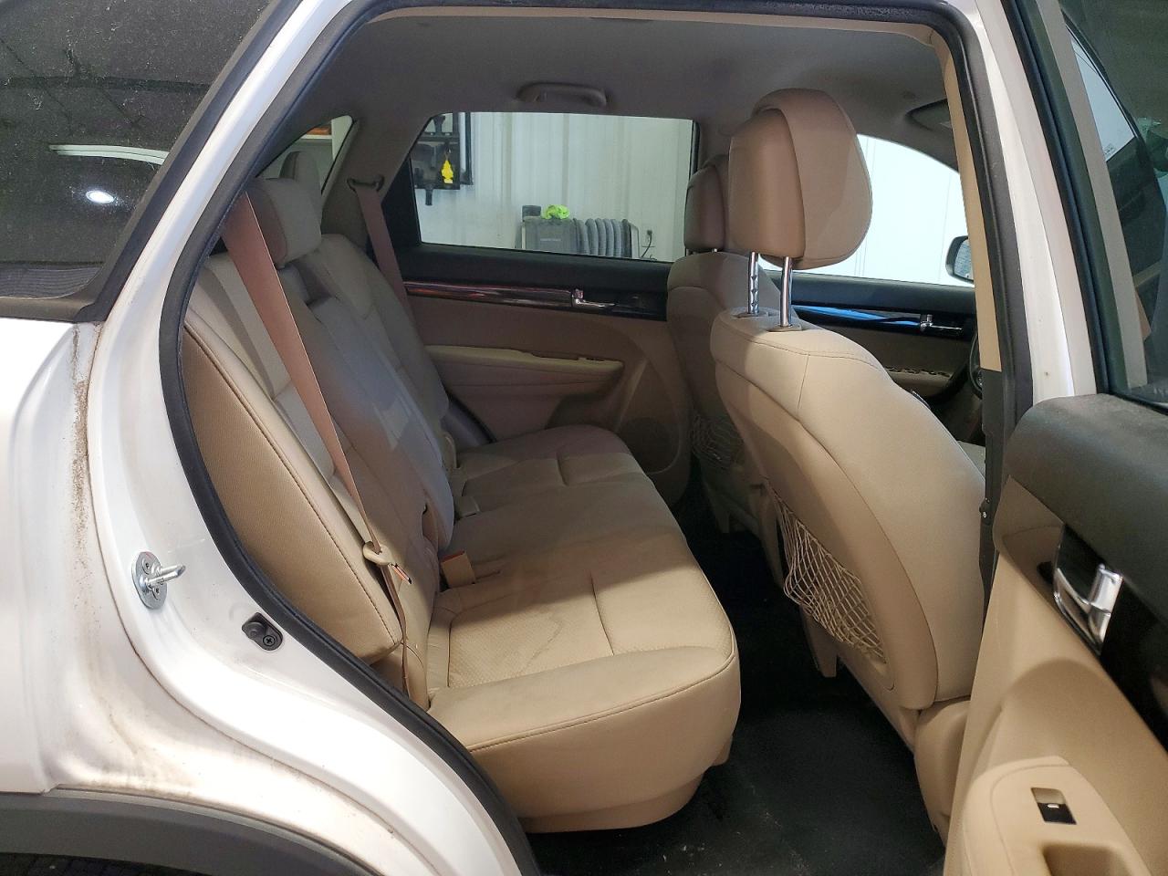 2012 Kia Sorento Lx Белый vin: 5XYKTDA66CG259553