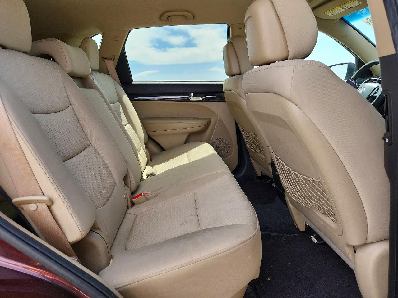 2012 Kia Sorento Lx Burgundy vin: 5XYKTDA66CG277938