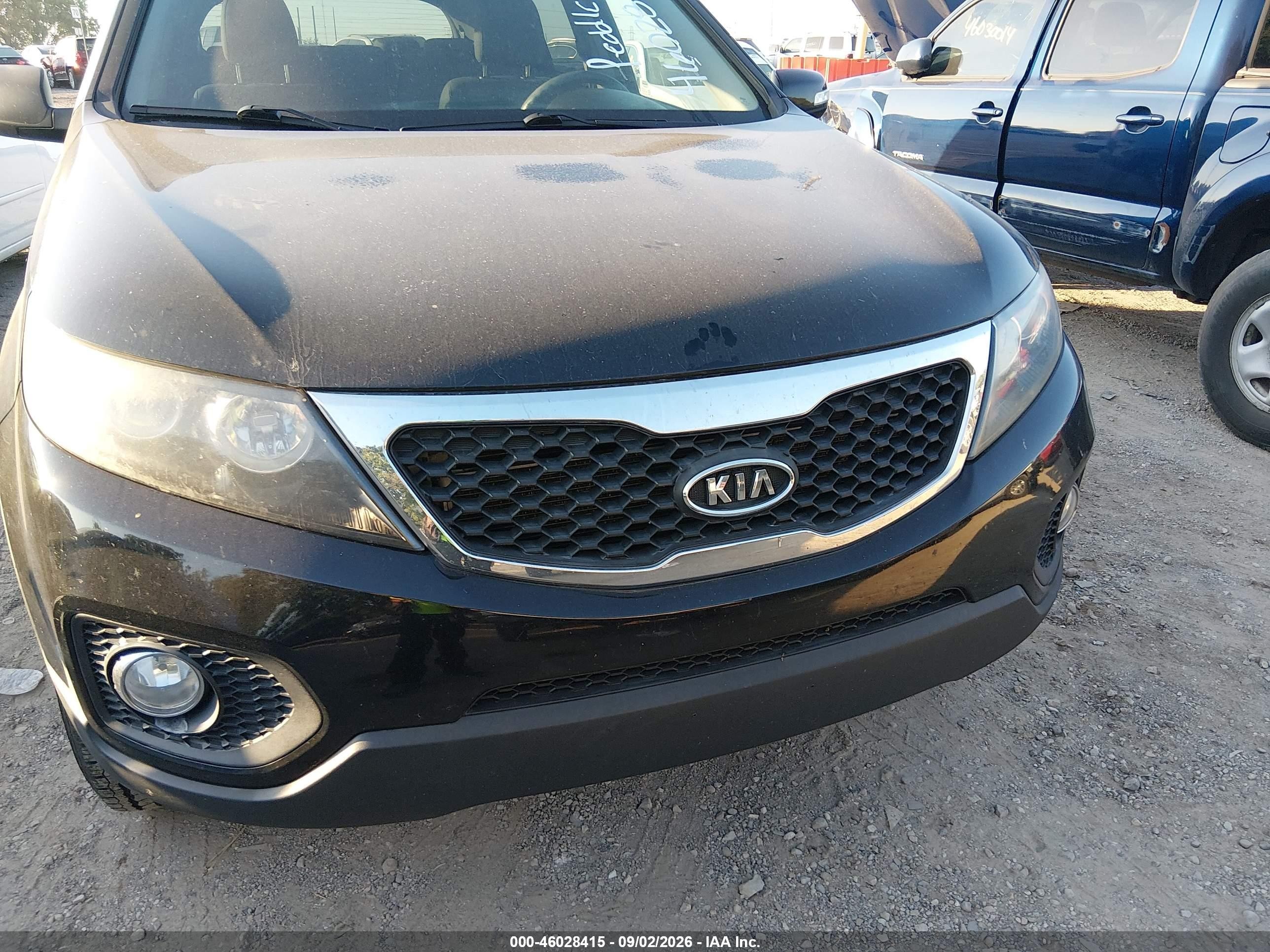 2013 Kia Sorento Lx Черный vin: 5XYKTDA66DG353692