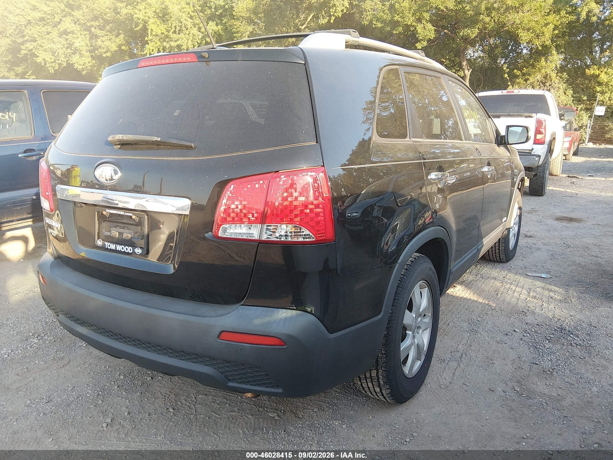 2013 Kia Sorento Lx Черный vin: 5XYKTDA66DG353692
