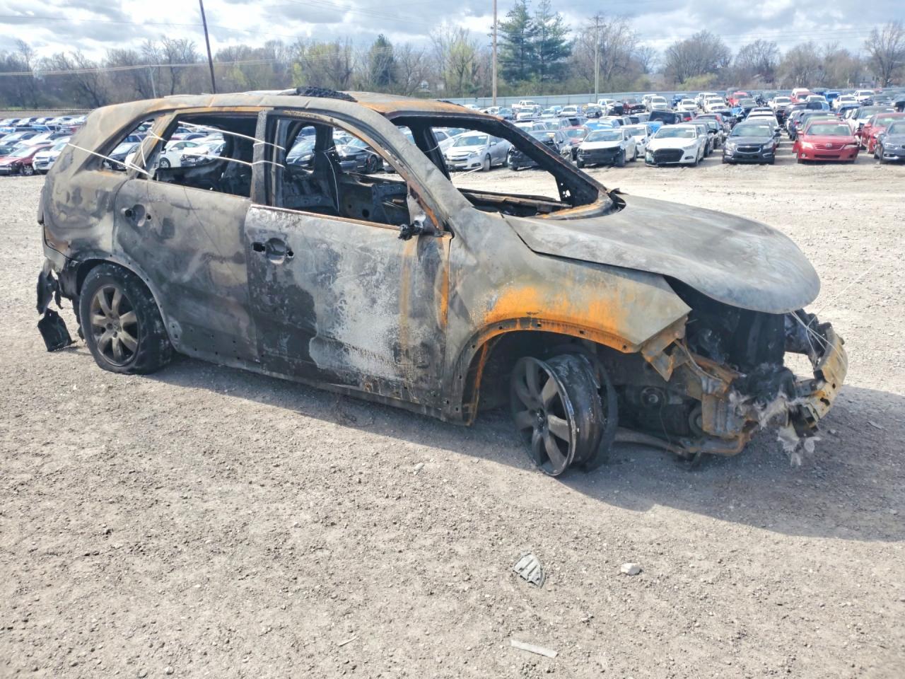 2013 Kia Sorento Lx Burn vin: 5XYKTDA66DG41790