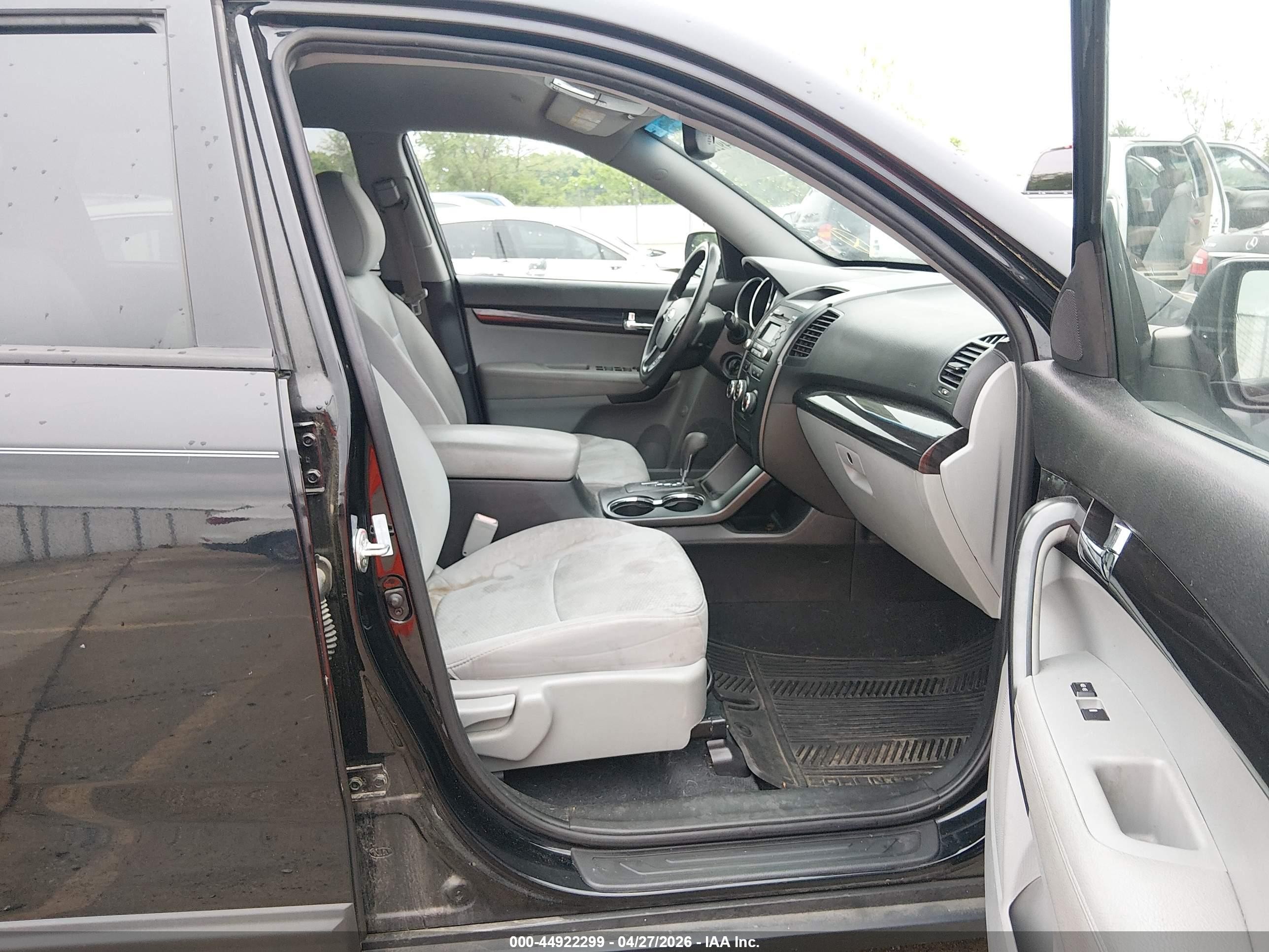 2012 Kia Sorento Lx Black vin: 5XYKTDA67CG242177