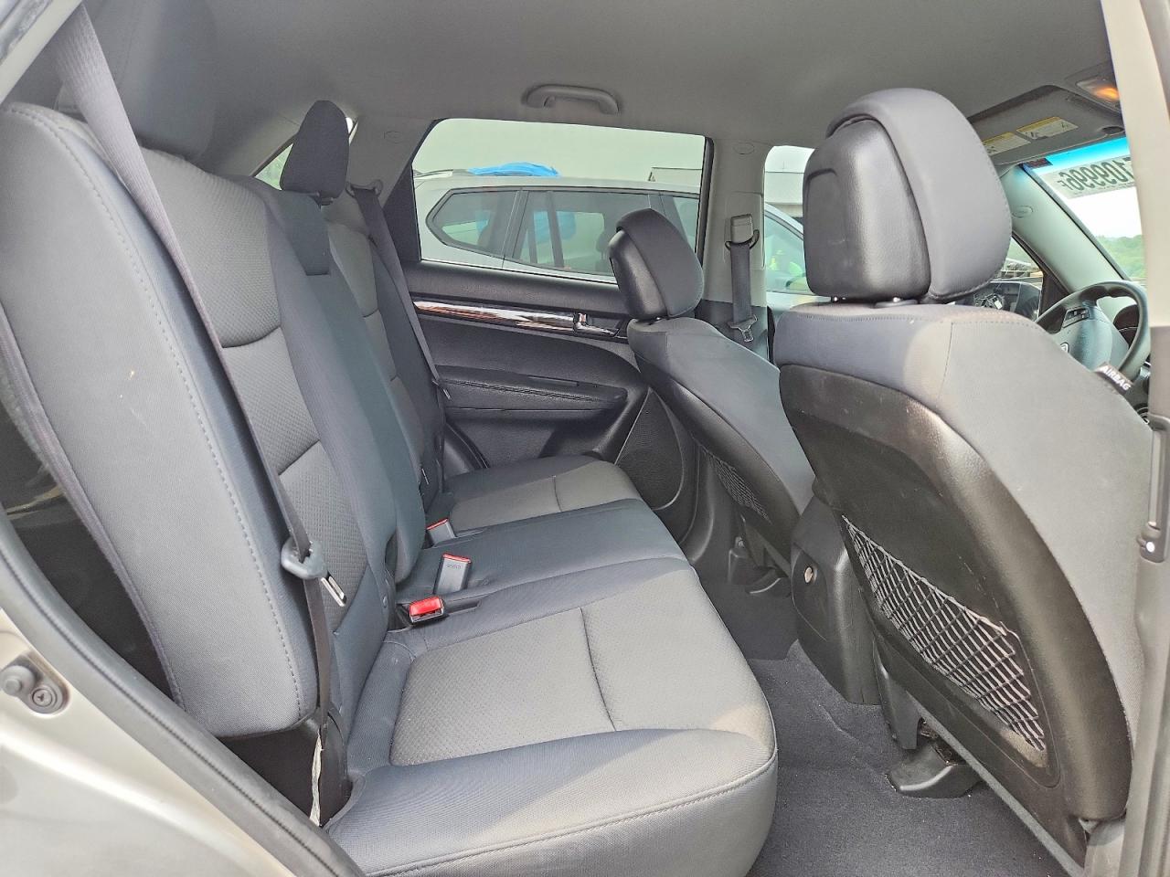 2013 Kia Sorento Lx Gray vin: 5XYKTDA67DG373692