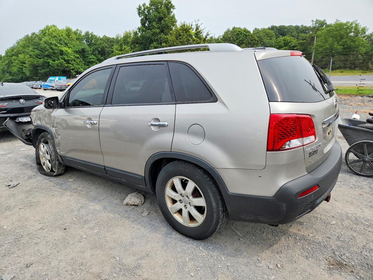 2013 Kia Sorento Lx Gray vin: 5XYKTDA67DG373692