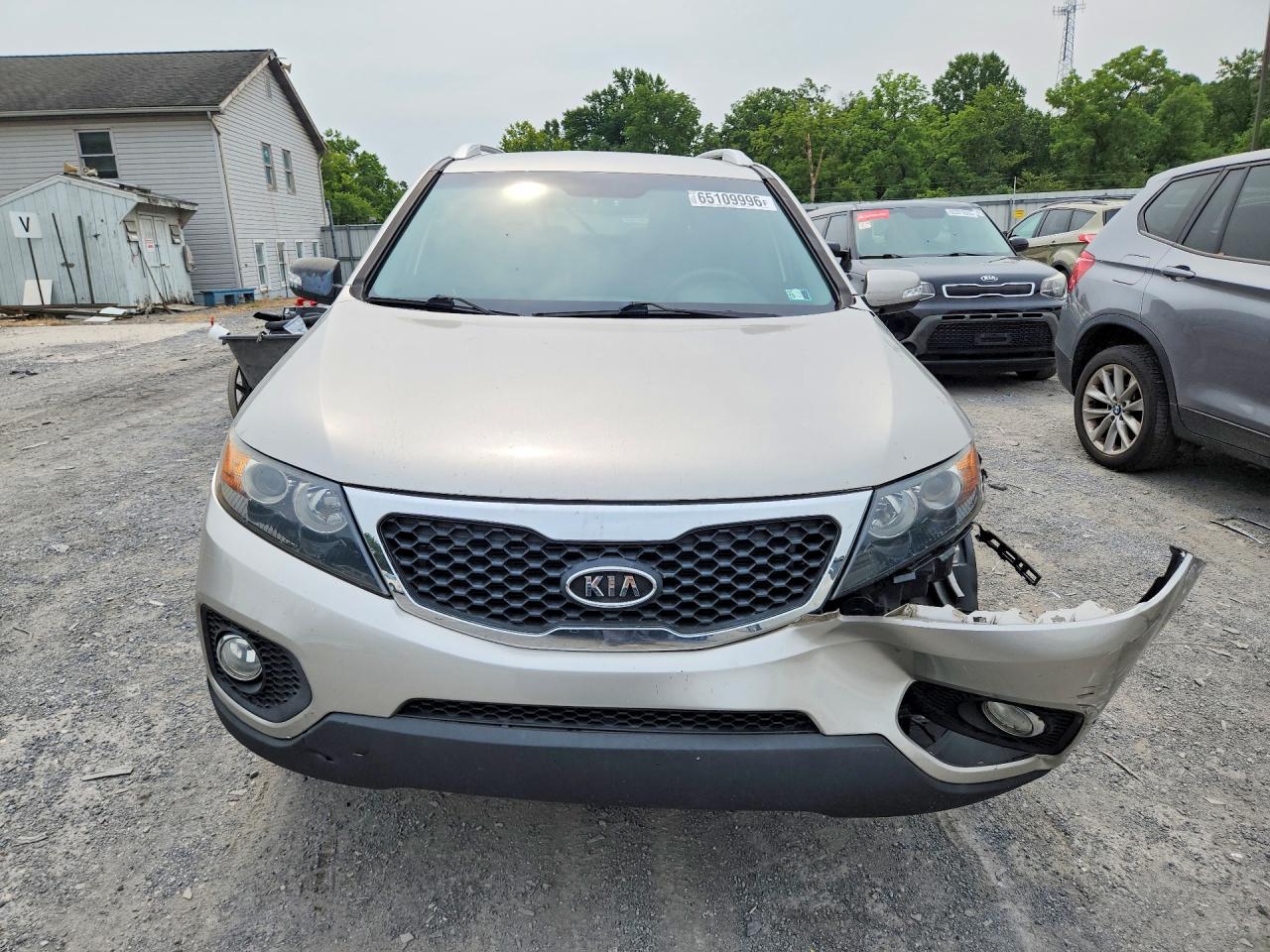 2013 Kia Sorento Lx Gray vin: 5XYKTDA67DG373692