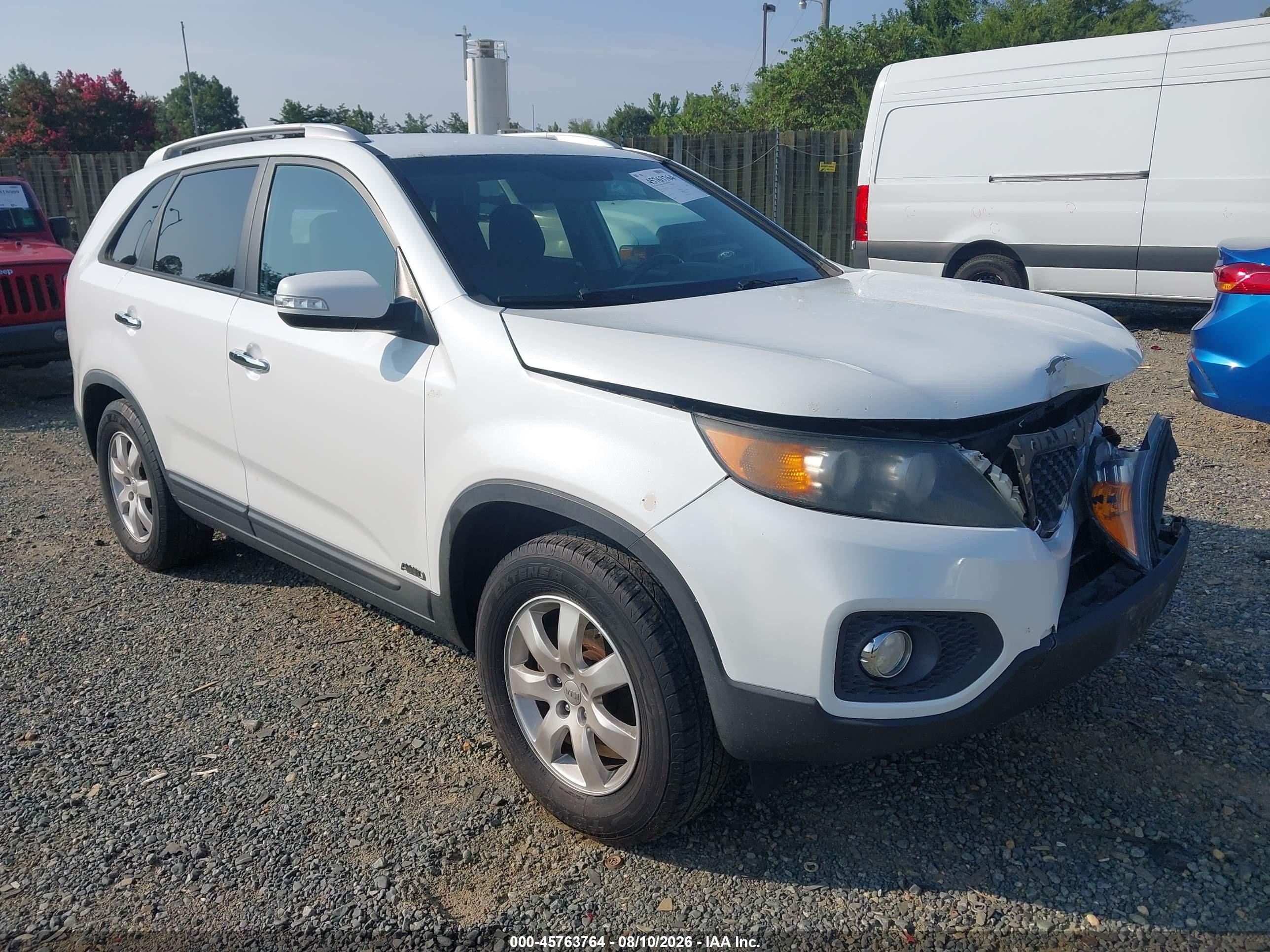 2013 Kia Sorento Lx Белый vin: 5XYKTDA67DG406450
