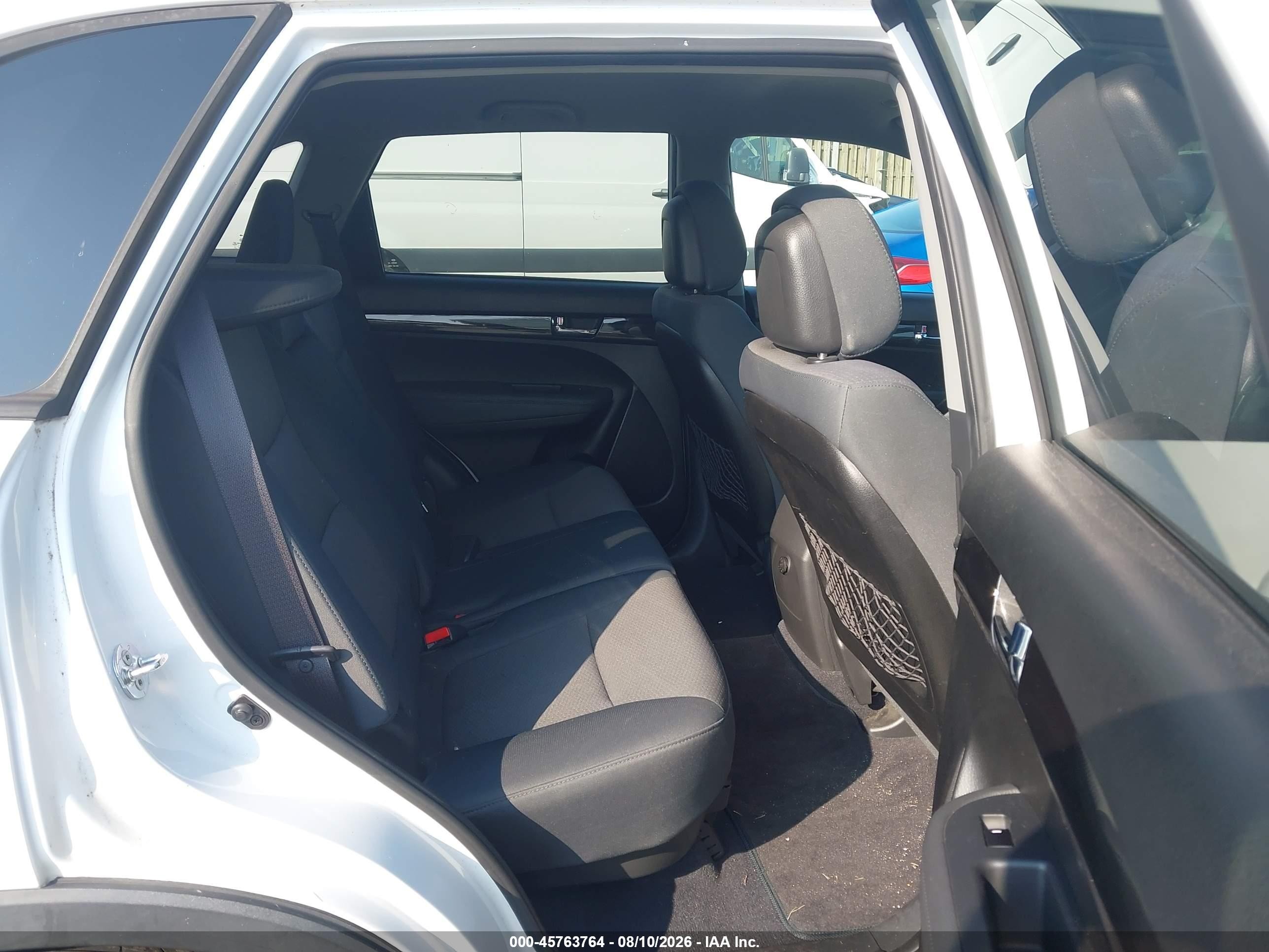 2013 Kia Sorento Lx Белый vin: 5XYKTDA67DG406450