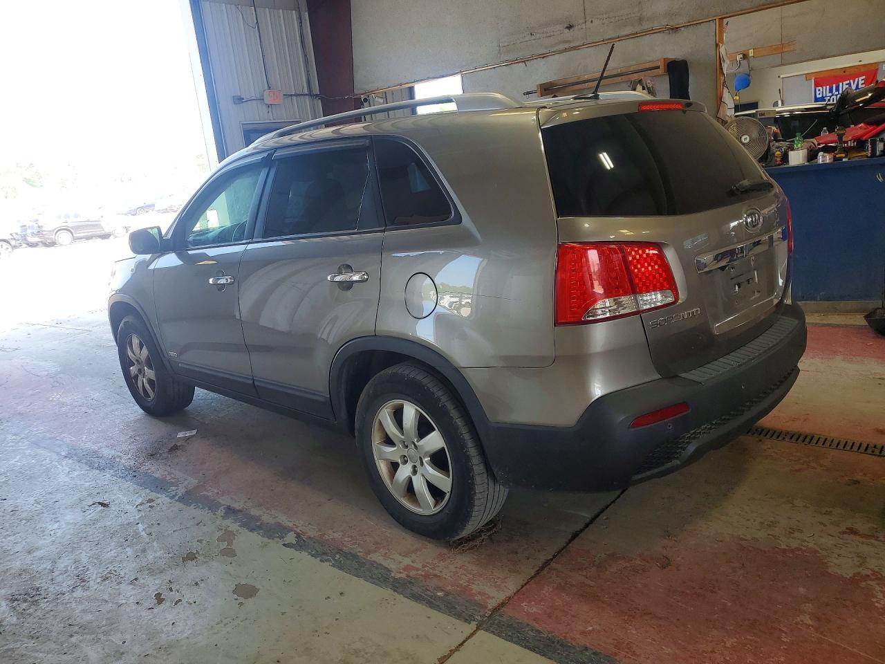 2013 Kia Sorento Lx Gray vin: 5XYKTDA67DG412958