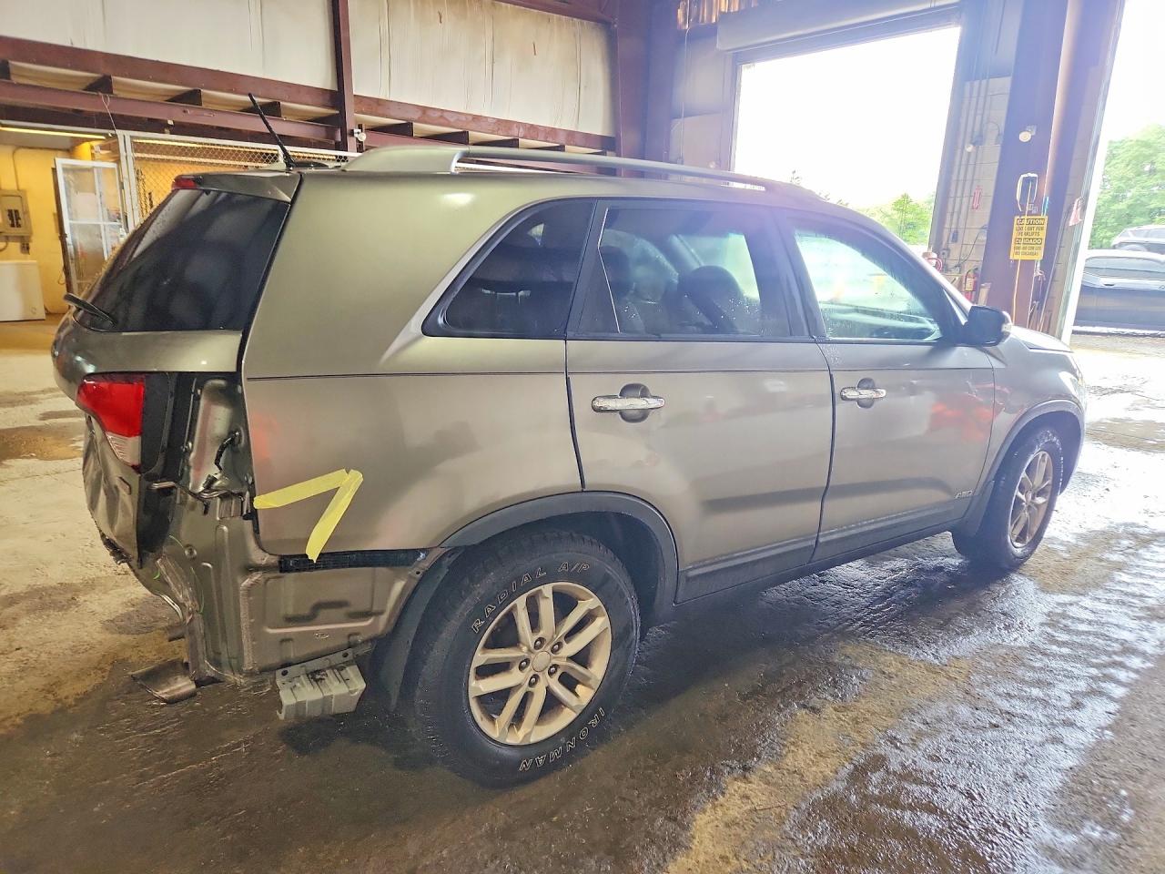 2015 Kia Sorento Lx Gray vin: 5XYKTDA67FG569747