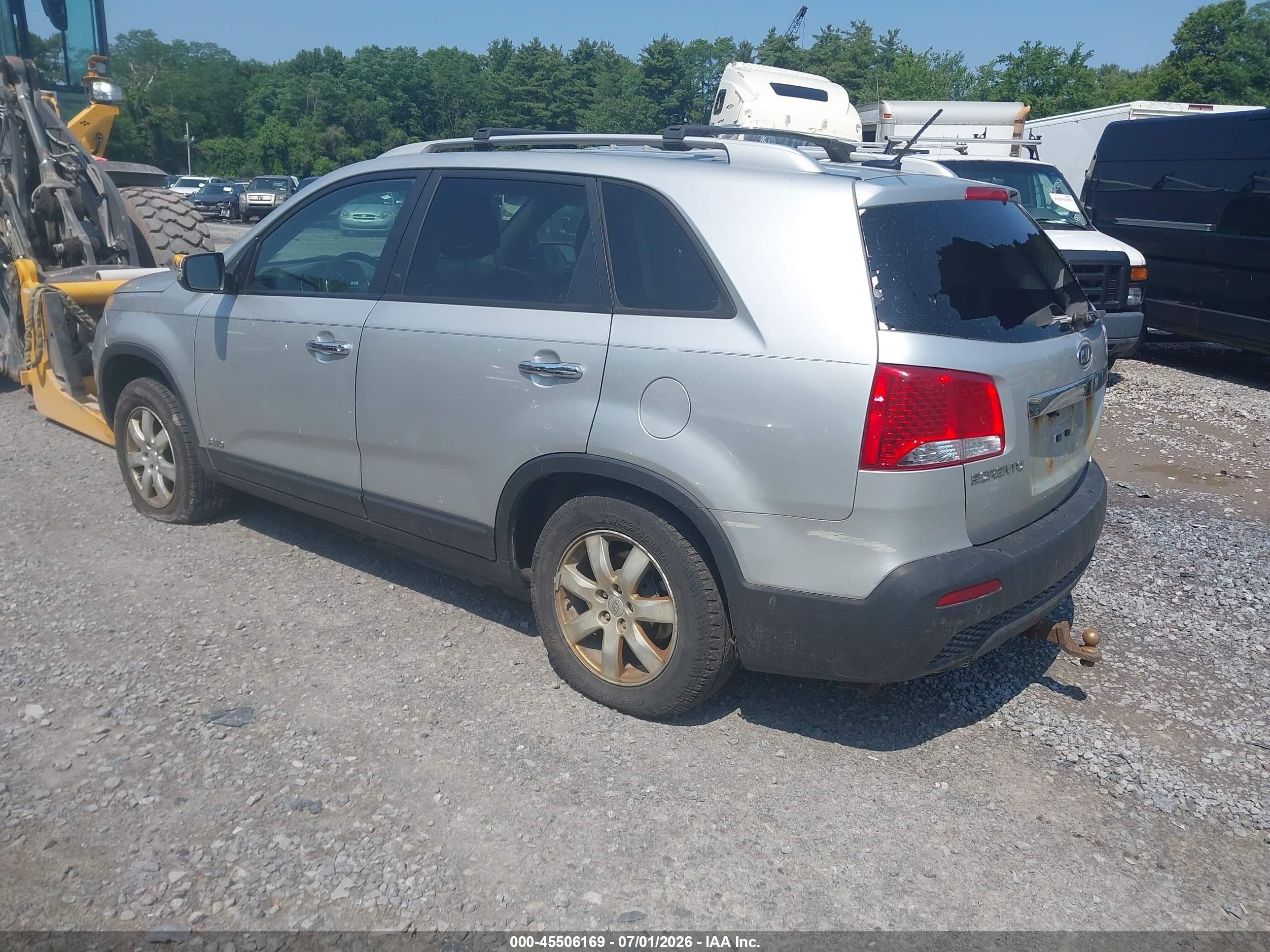 2012 Kia Sorento Lx Silver vin: 5XYKTDA68CG188856