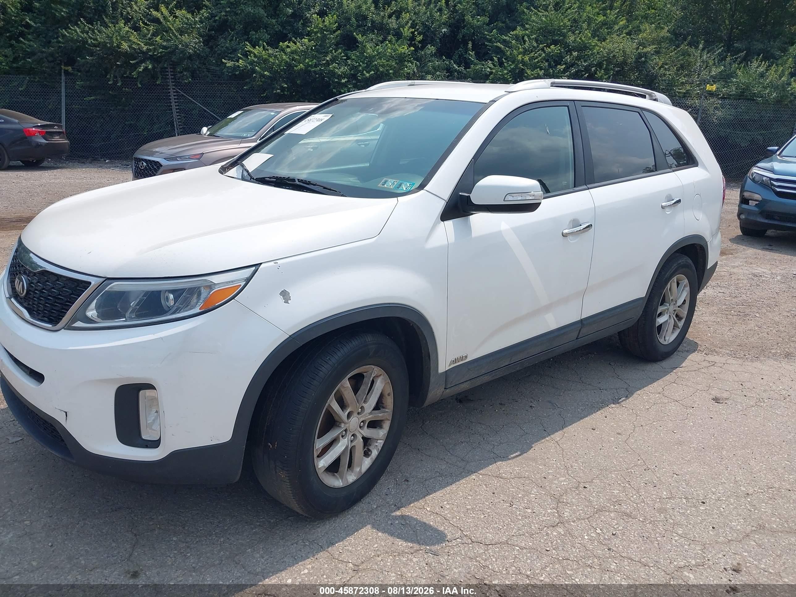 2014 Kia Sorento Lx White vin: 5XYKTDA68EG463080